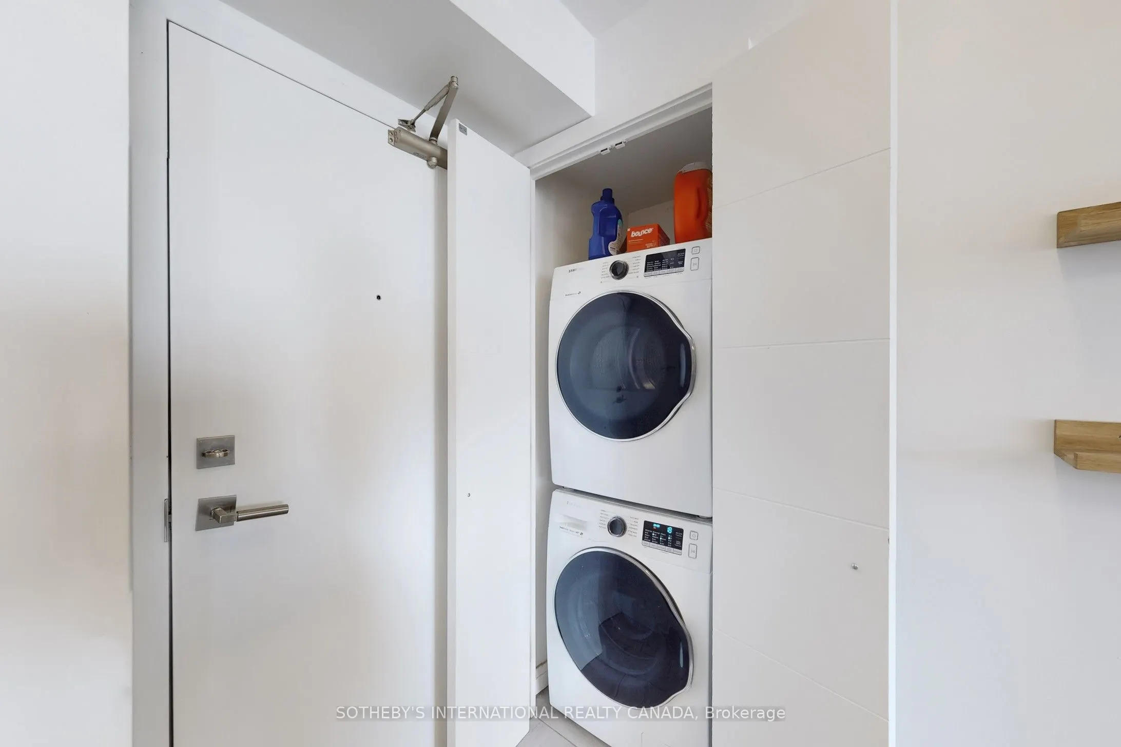 109 Front Street E, #501