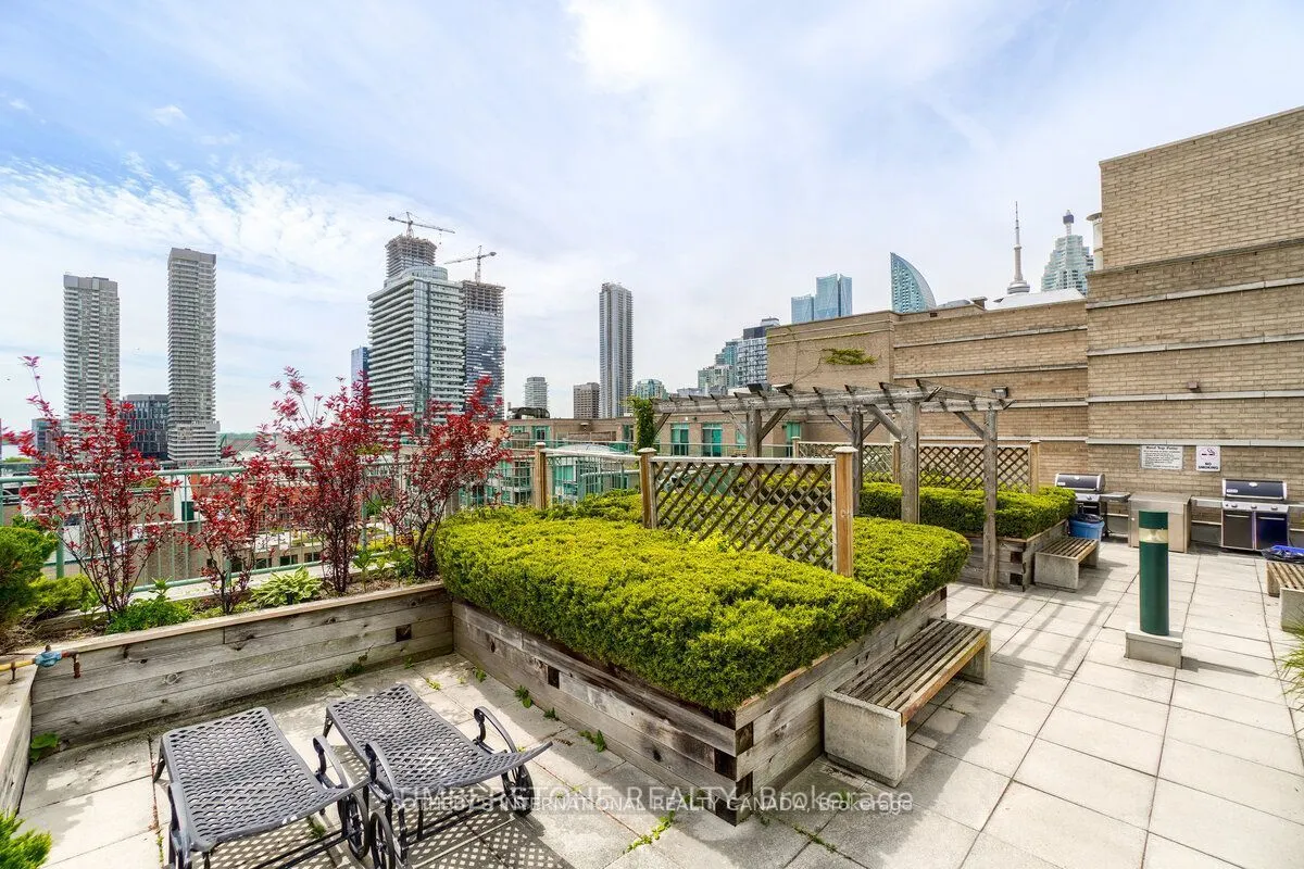 109 Front Street E, #501