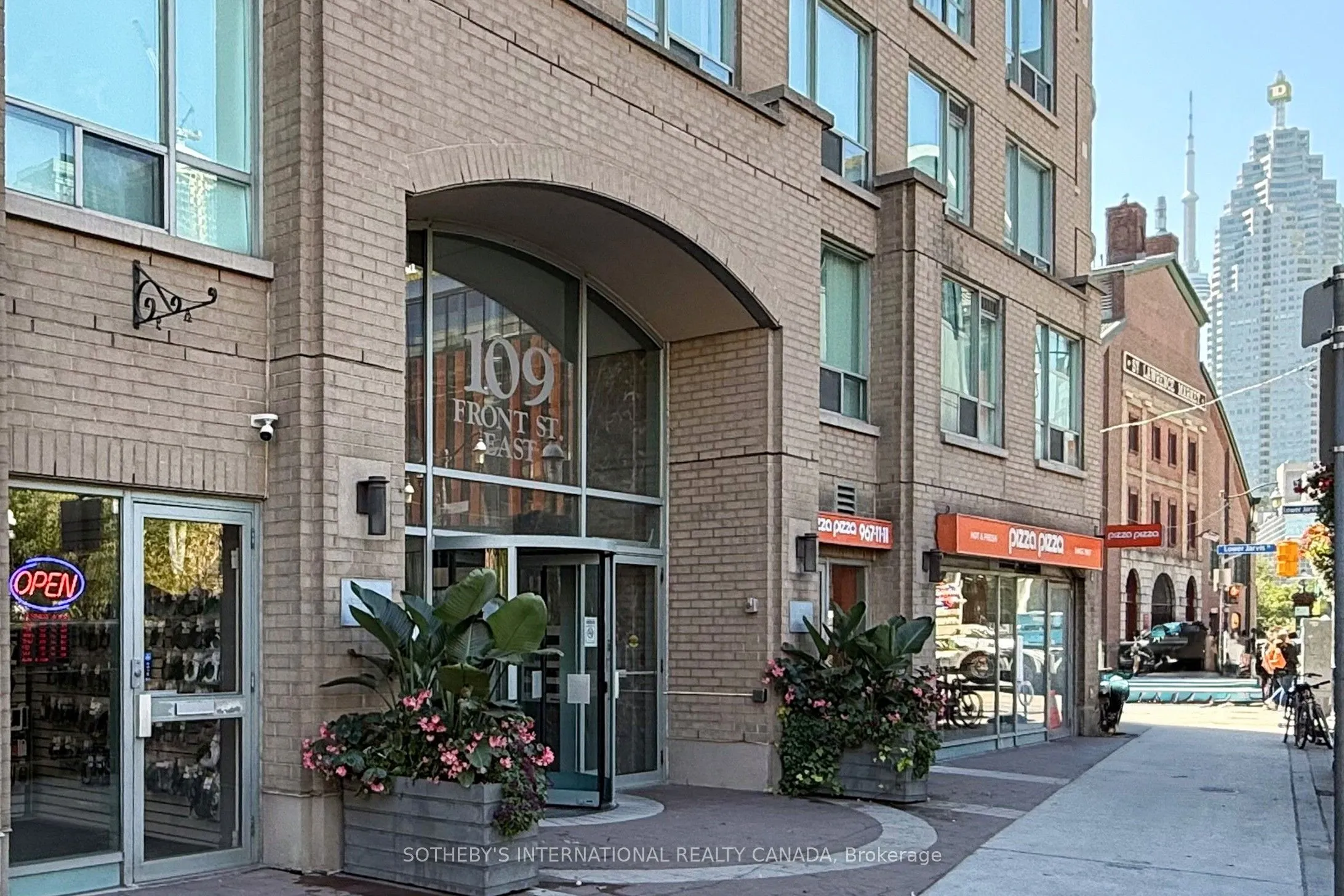 109 Front Street E, #501