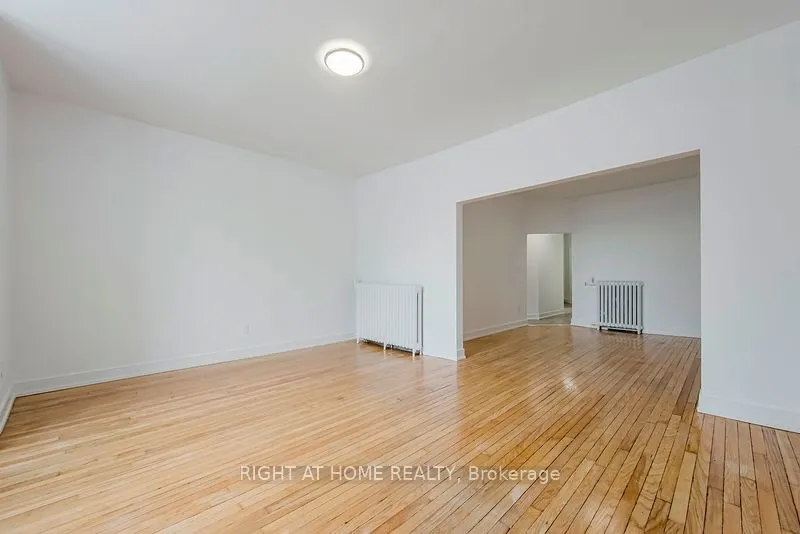 723 Bloor Street W, #D