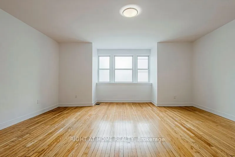 723 Bloor Street W, #D