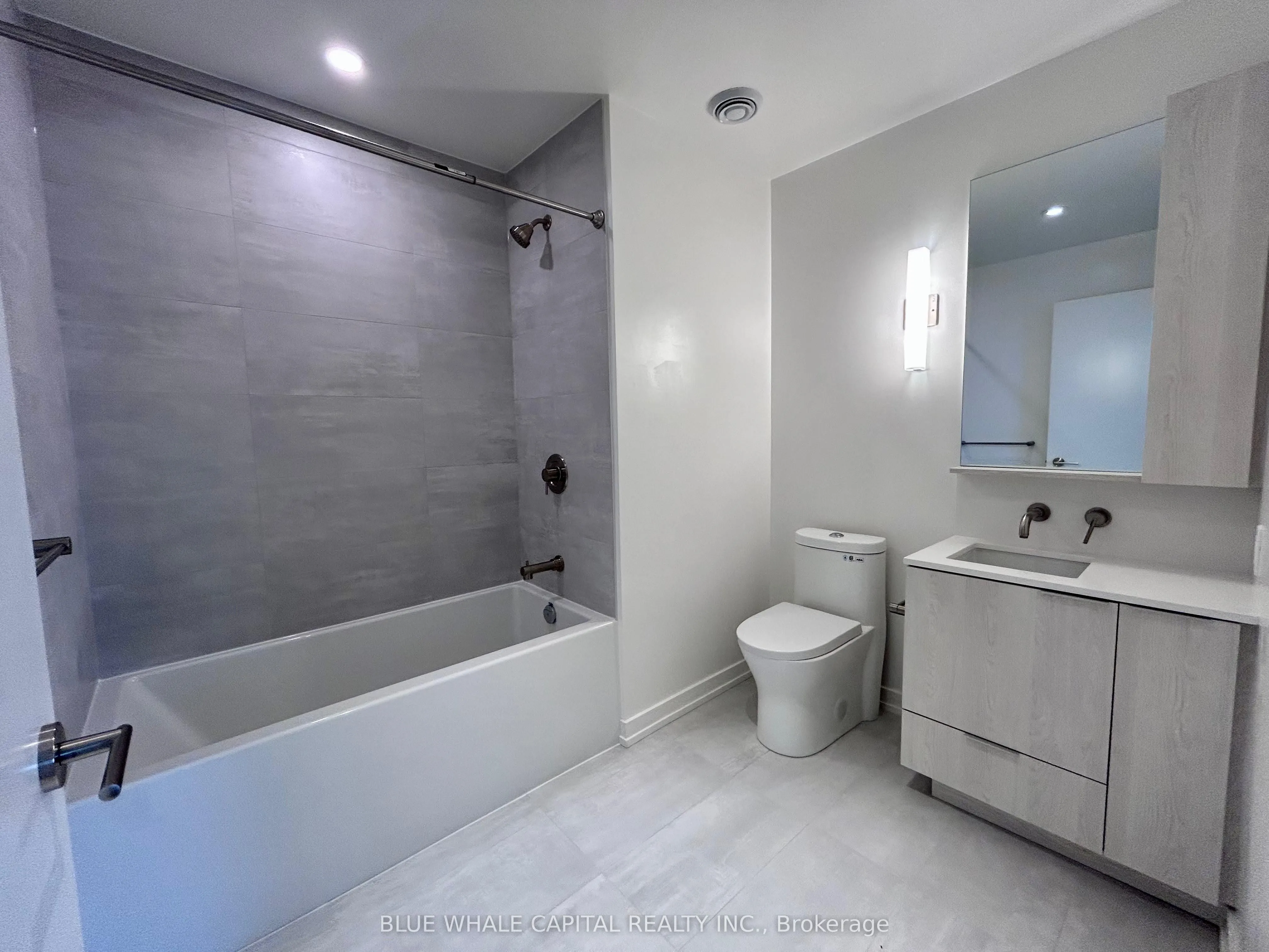 120 Broadway Avenue, #1201