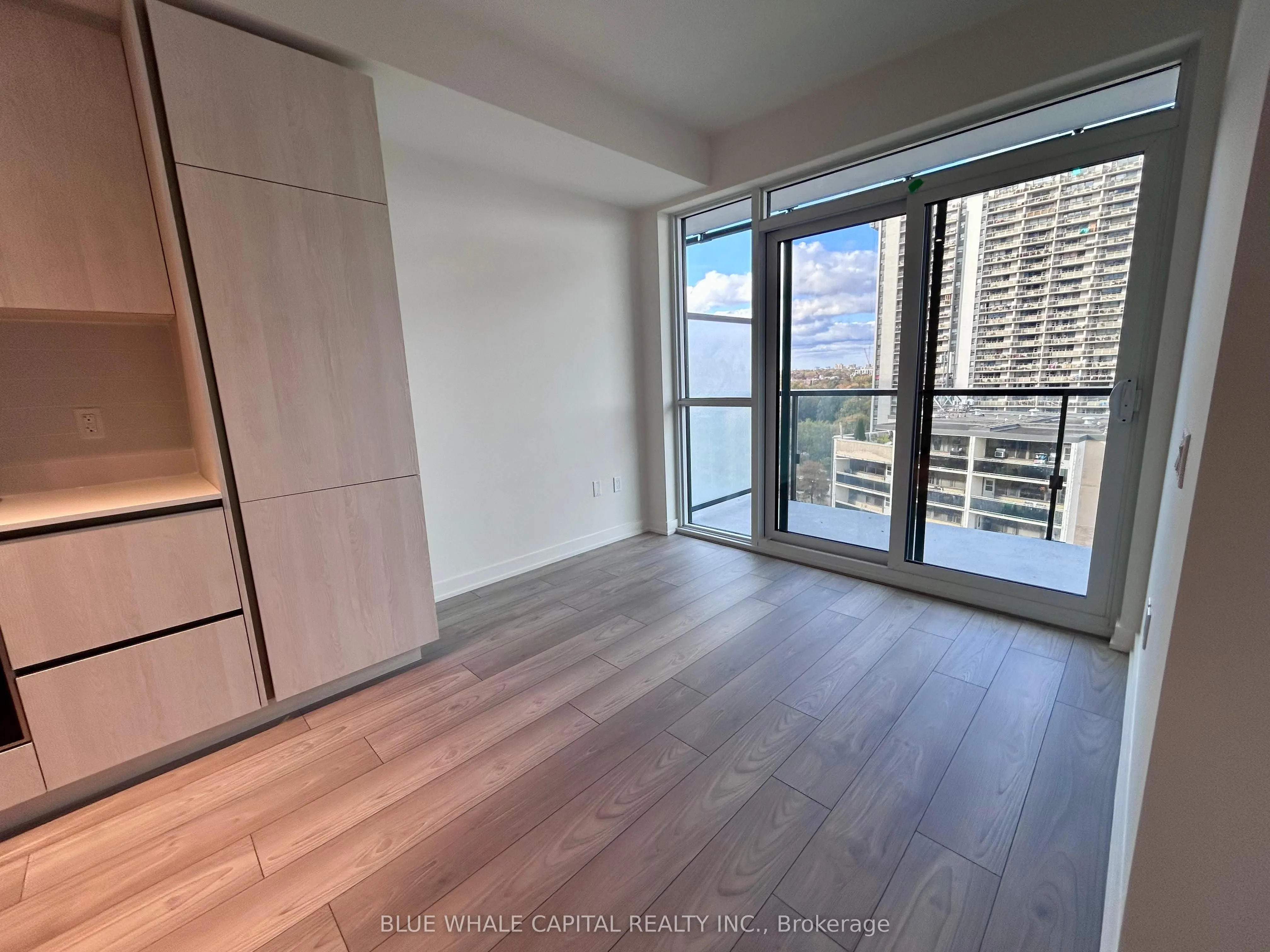 120 Broadway Avenue, #1201