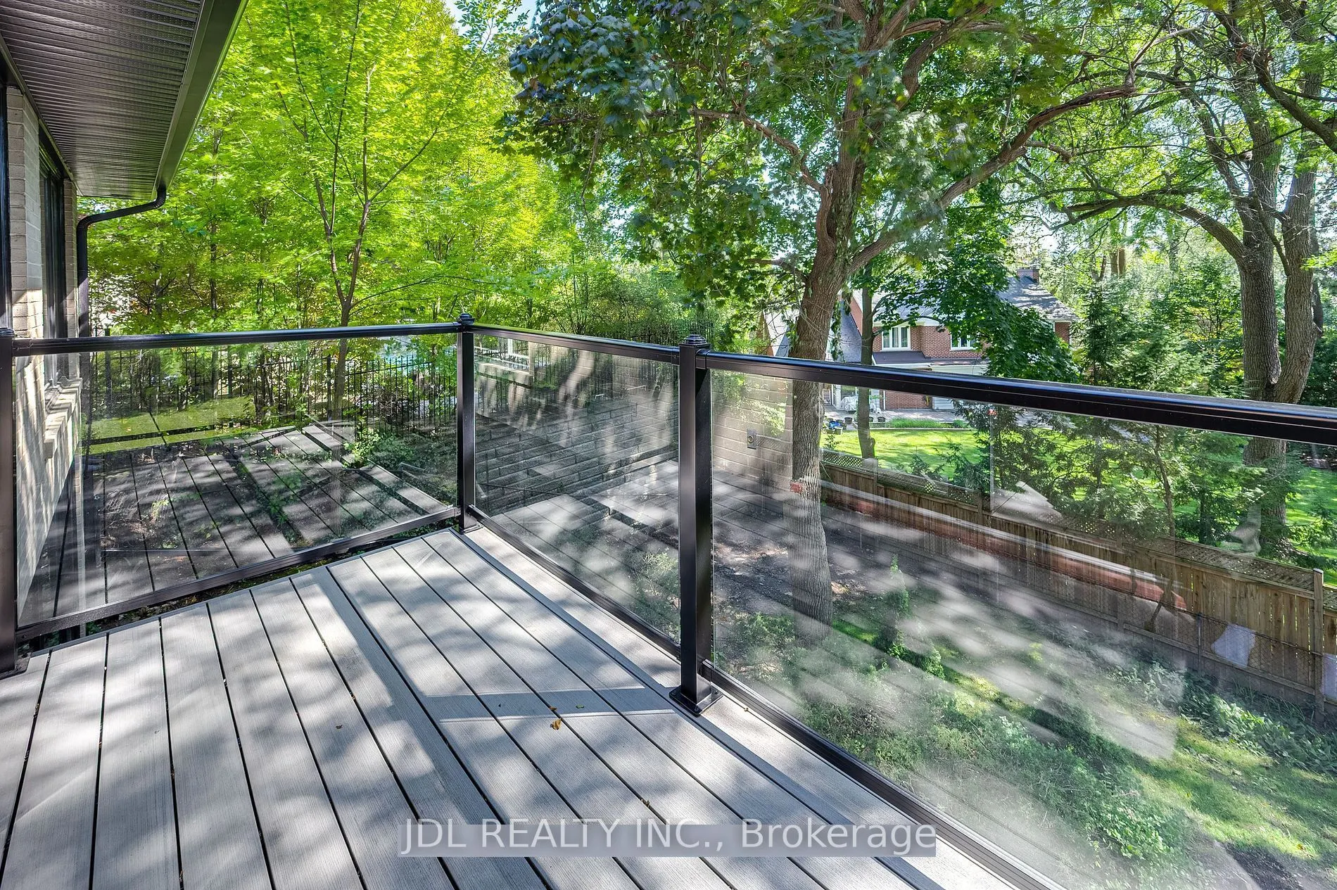 537 Blythwood Road