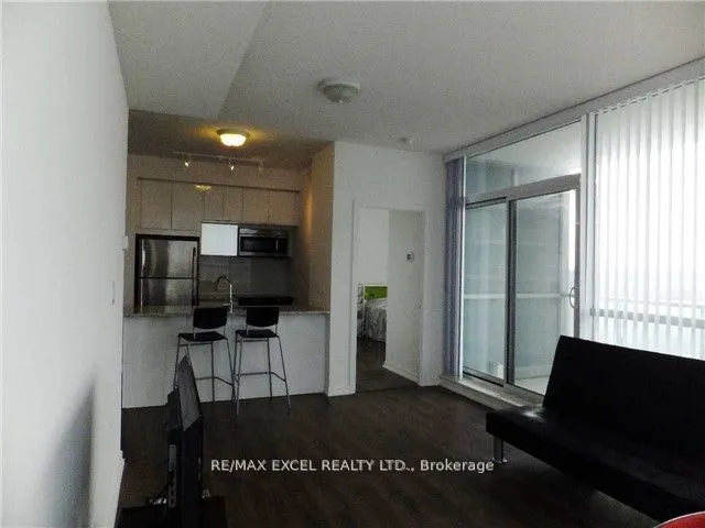 62 Forest Manor Road, #611