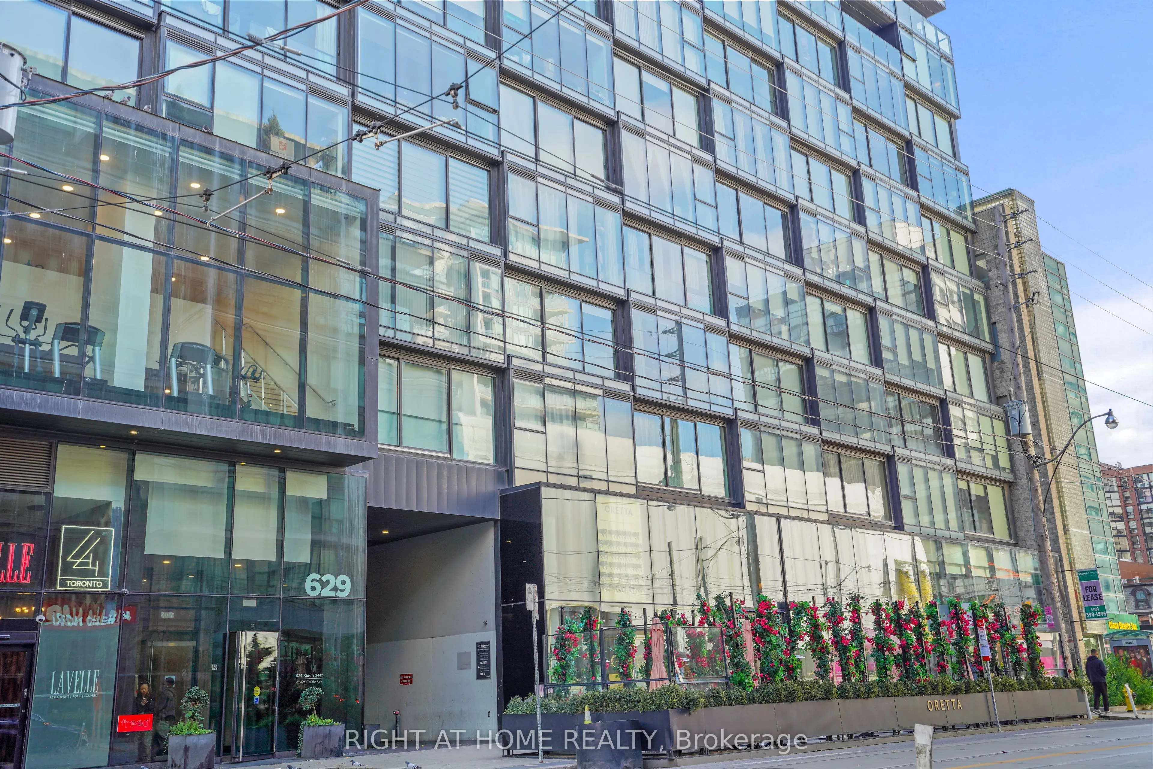 629 King Street W, #513