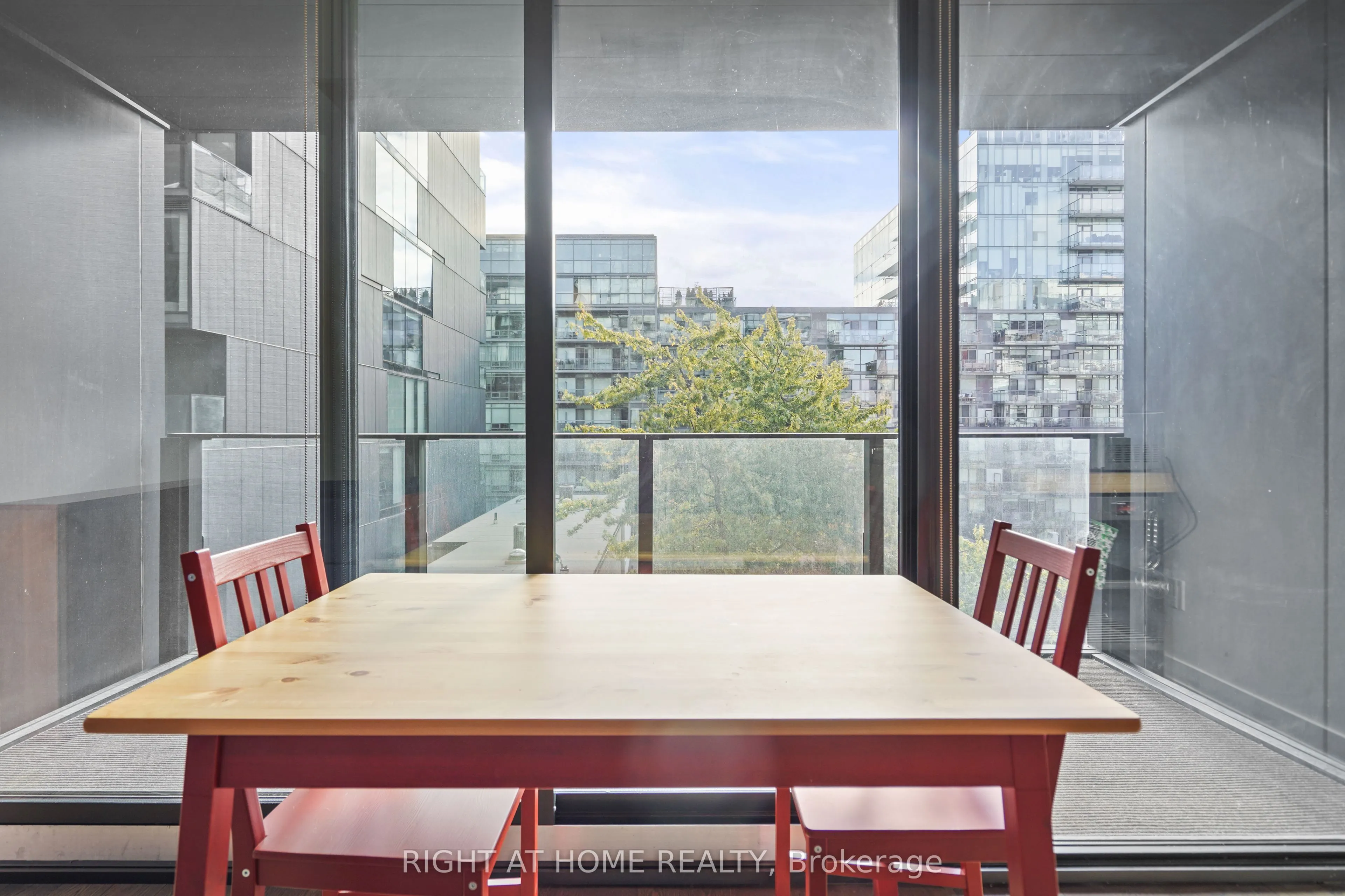 629 King Street W, #513