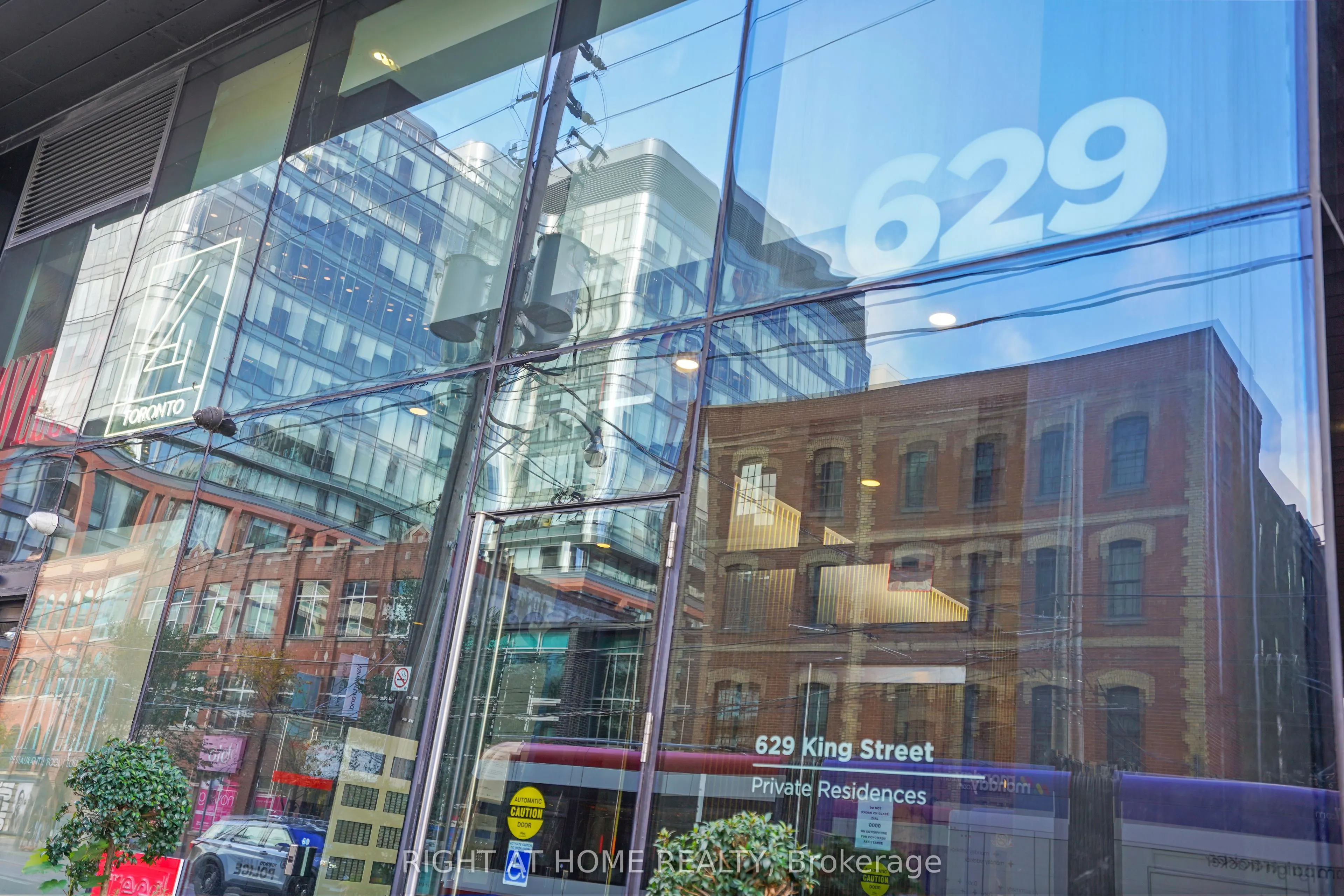 629 King Street W, #513