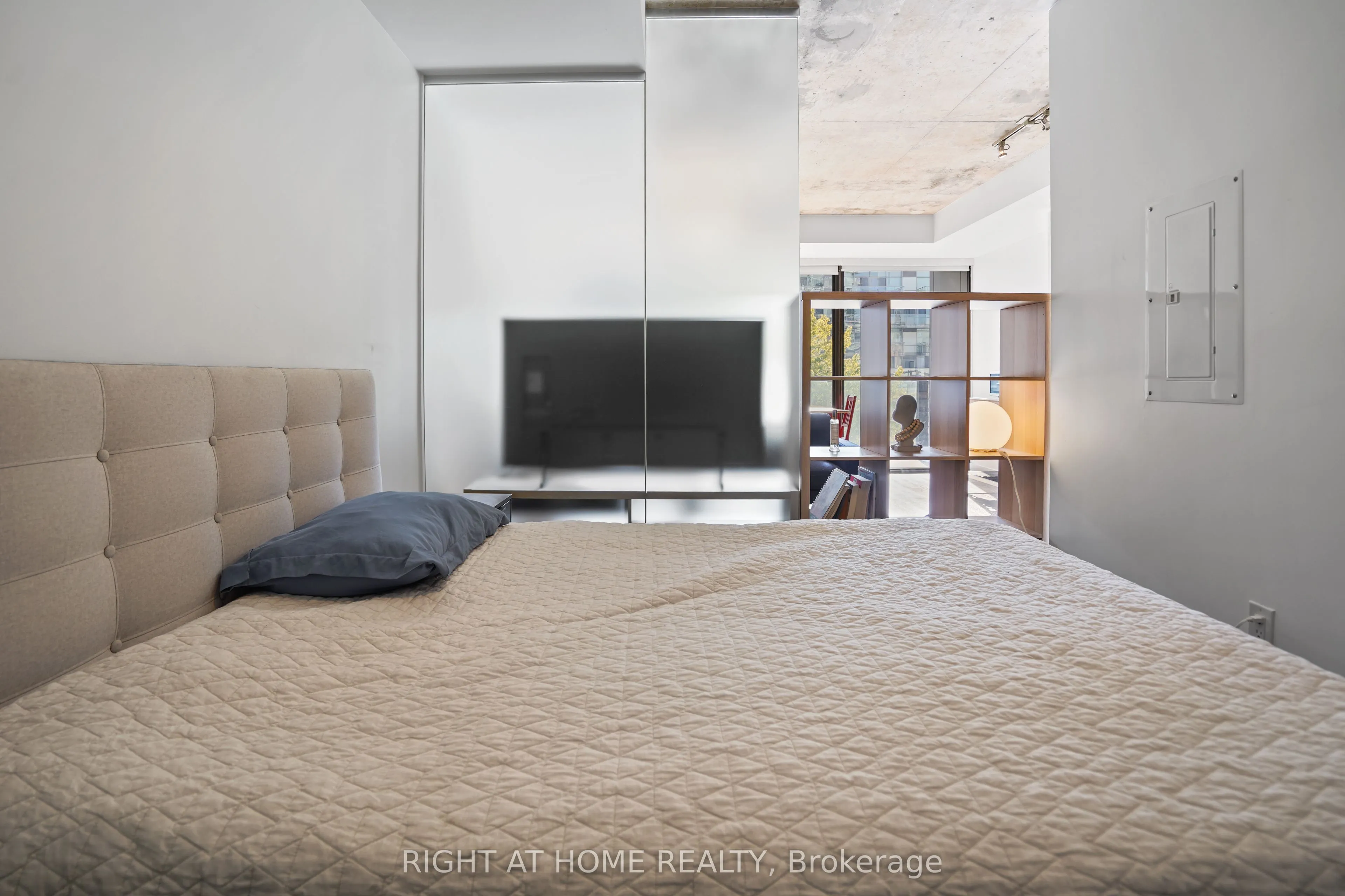 629 King Street W, #513