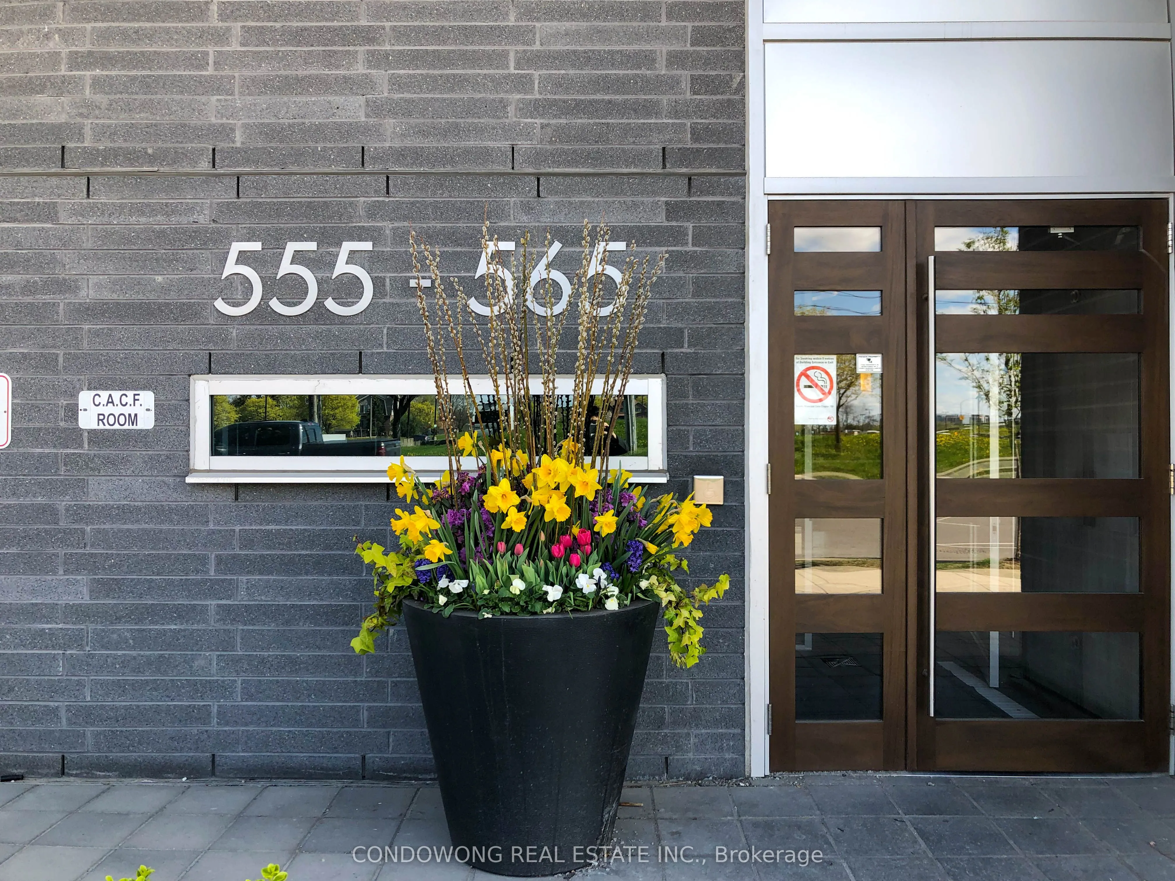 555 Wilson Avenue, #E1005