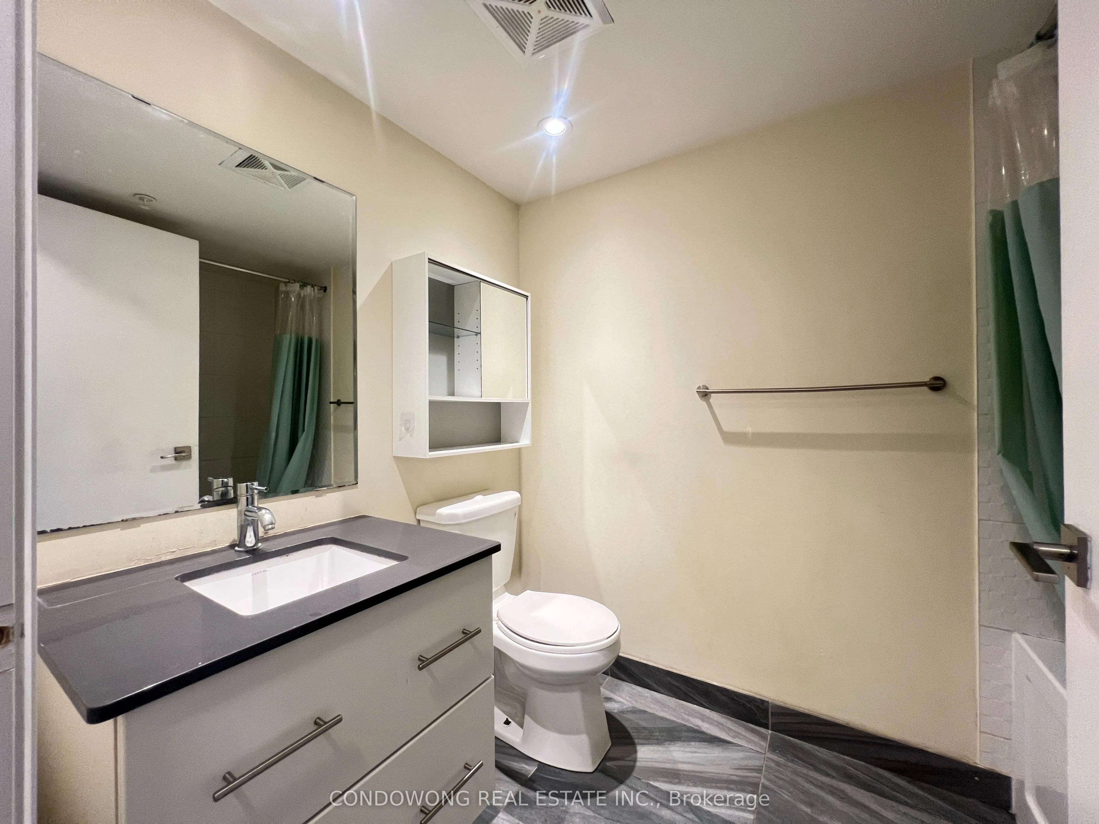 555 Wilson Avenue, #E1005