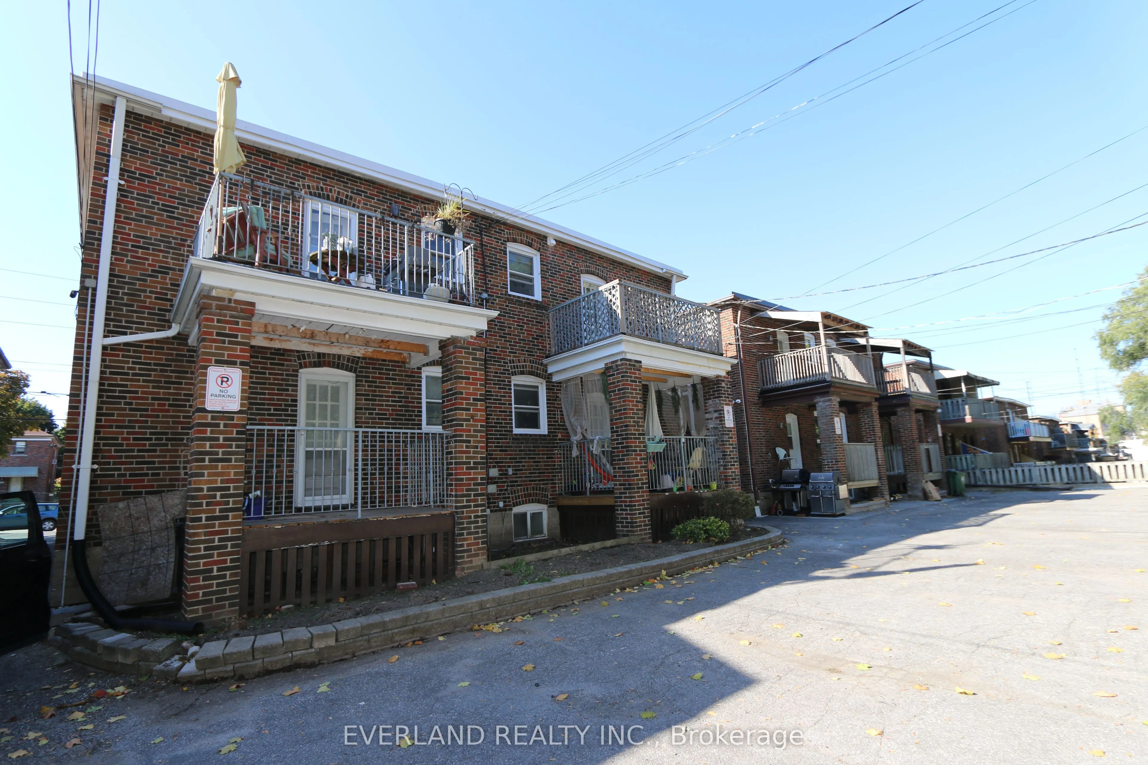1753 Bayview Avenue, #202
