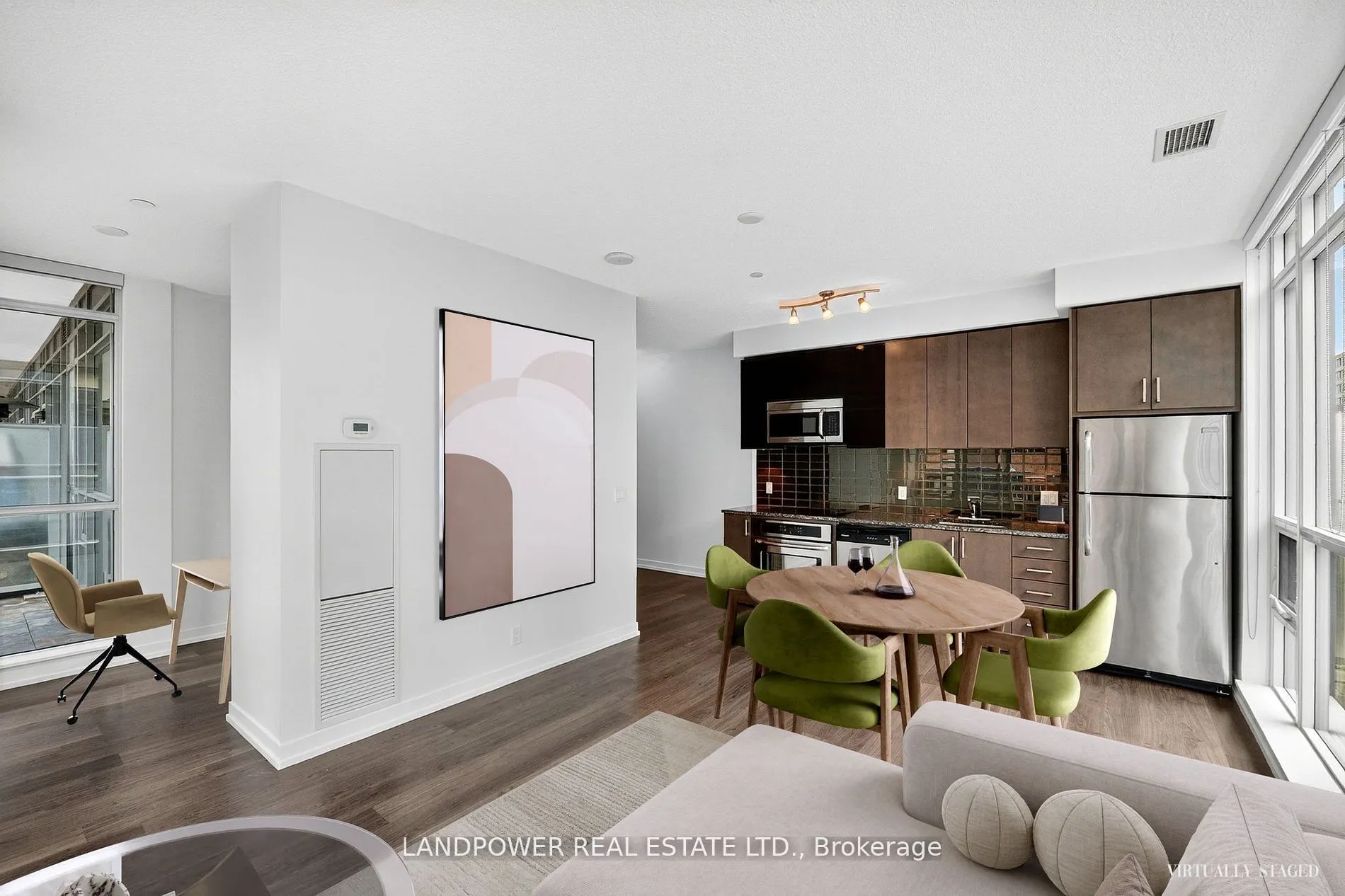 89 Dunfield Avenue, #403