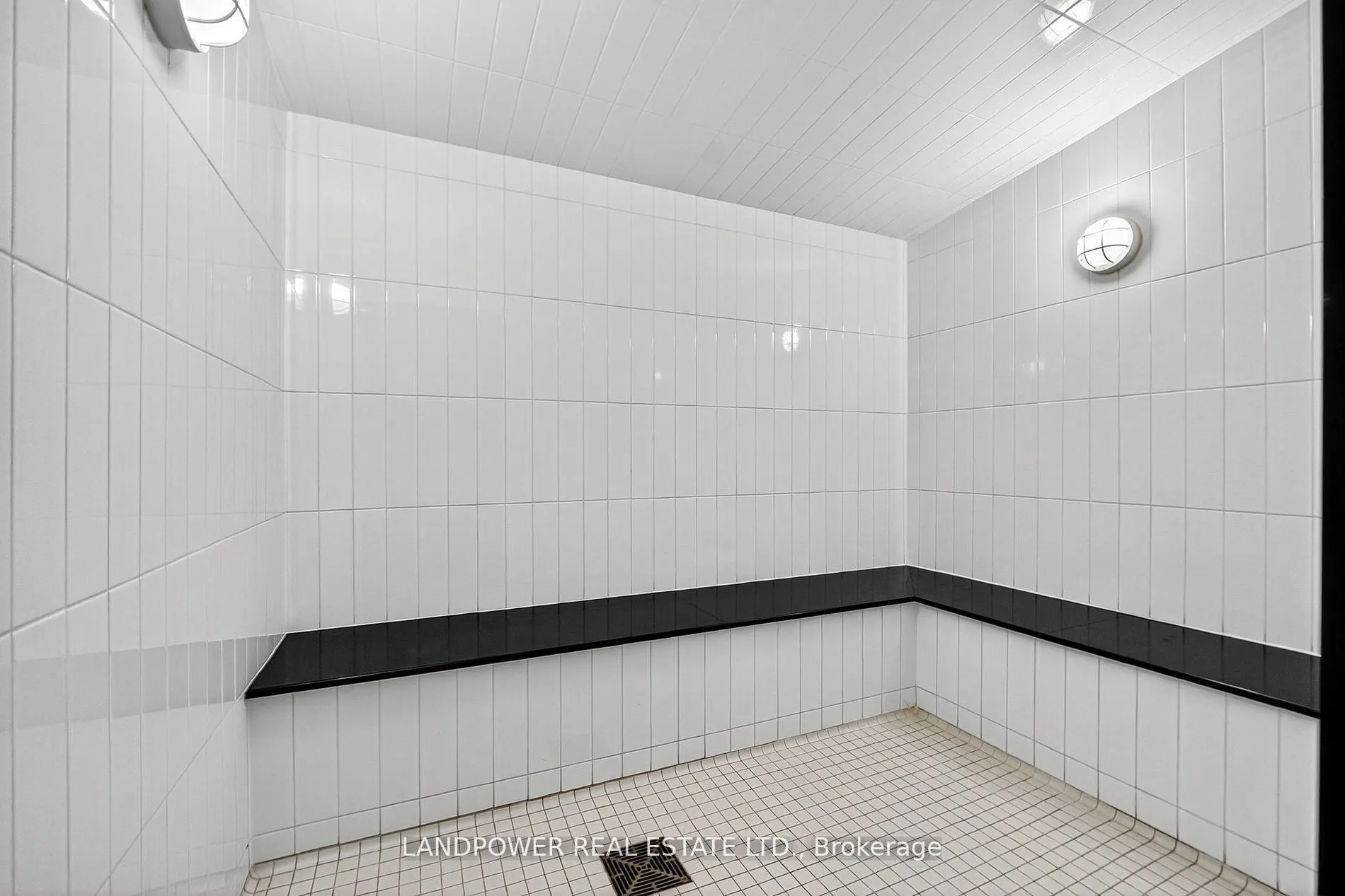 89 Dunfield Avenue, #403