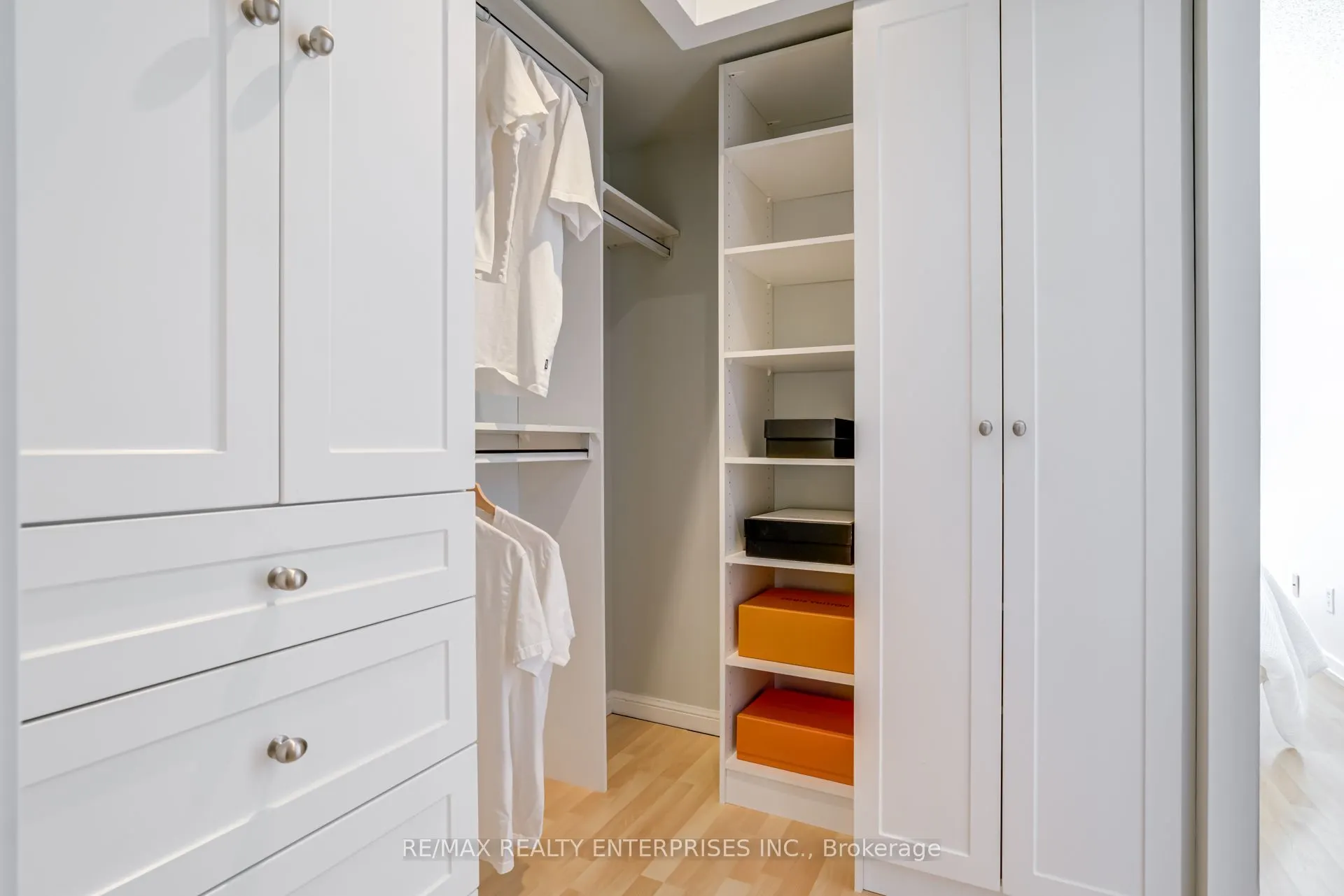 260 Merton Street, #707