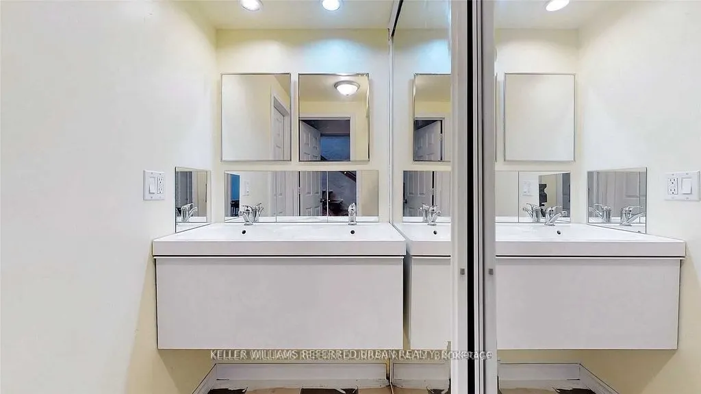 3 Robert Hicks Drive, #Lower