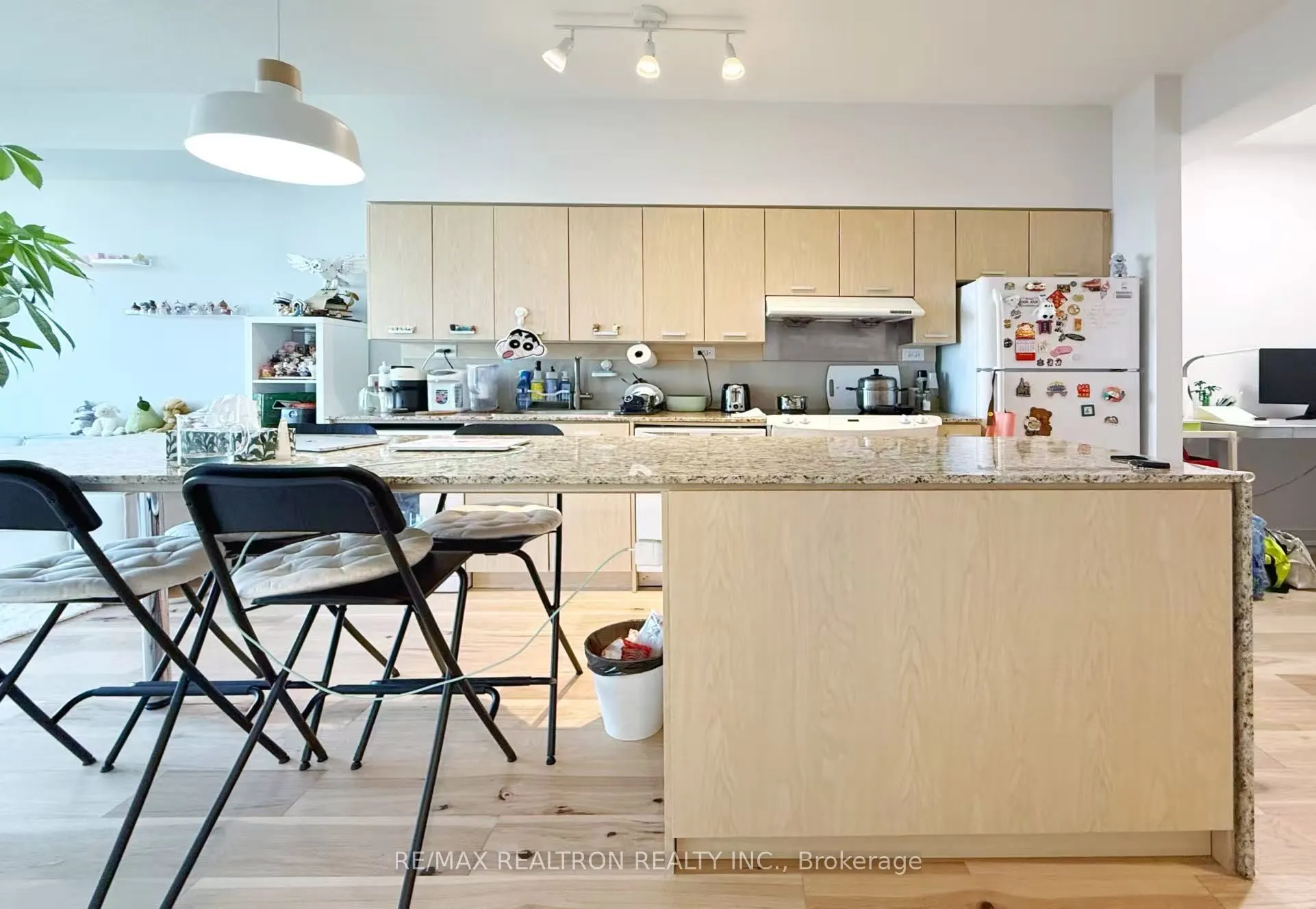 29 Singer Court, #2910