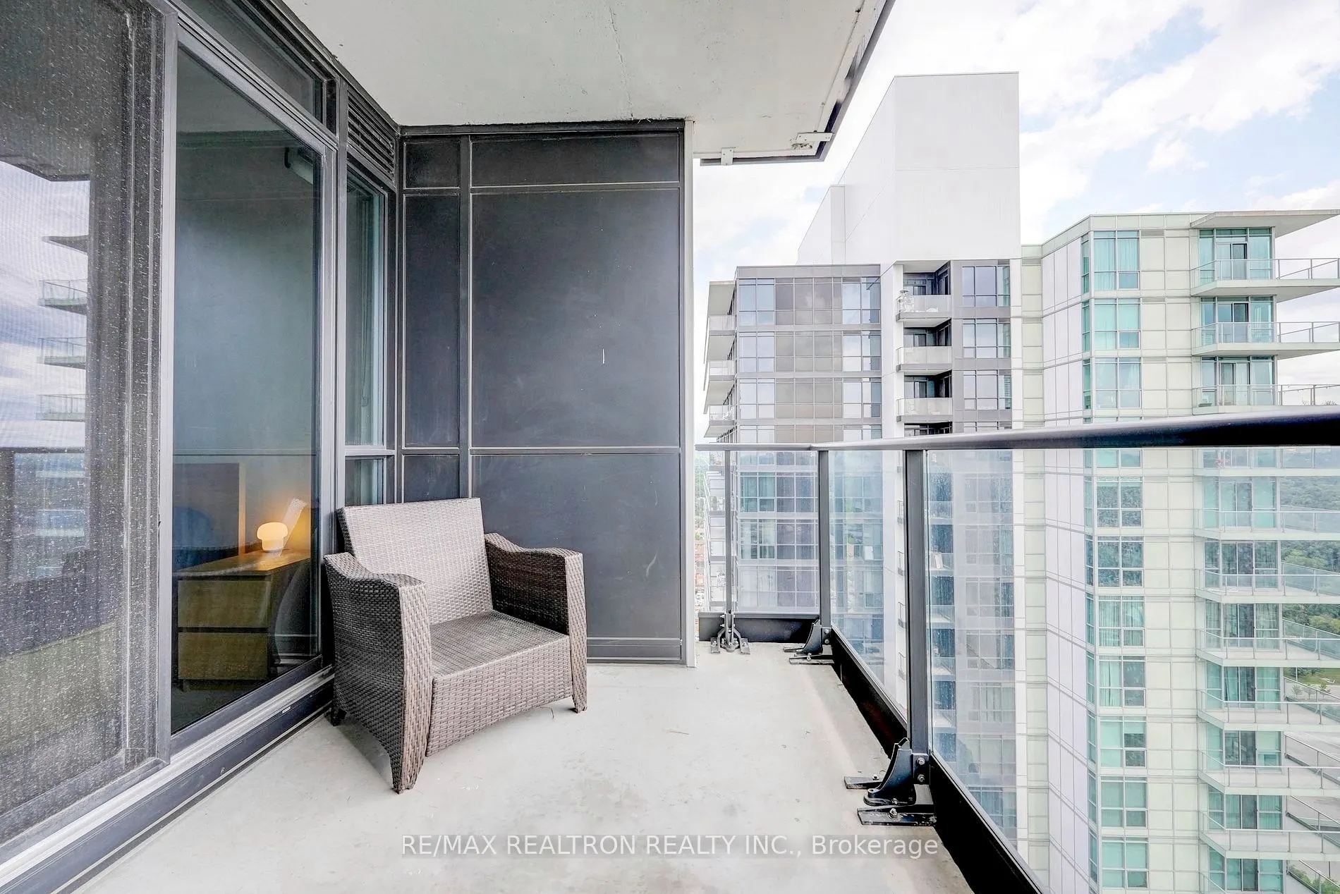 29 Singer Court, #2910