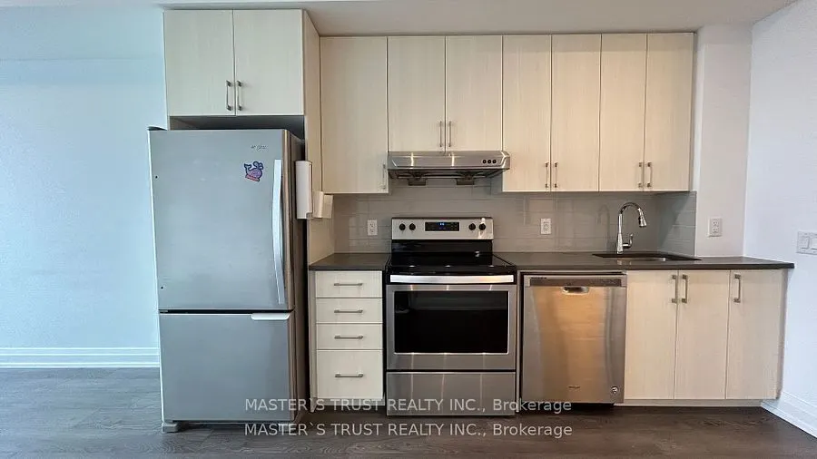 591 Sheppard Avenue E, #PH25