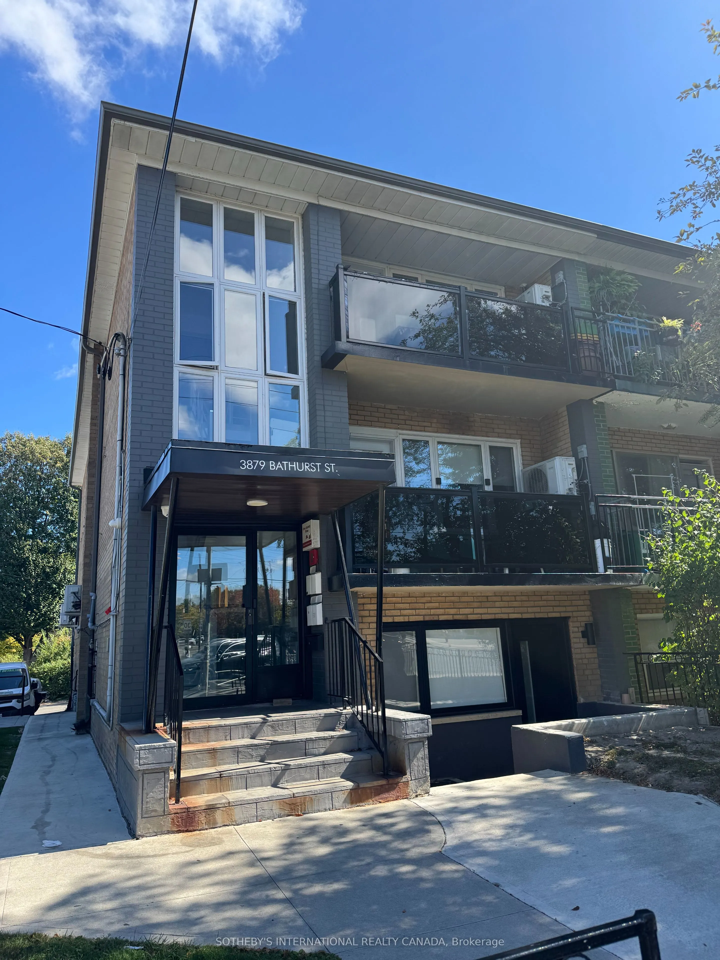 3879 Bathurst Street, #1