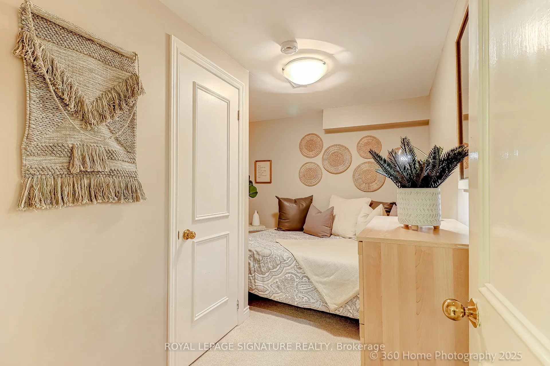 343 Cranbrooke Avenue