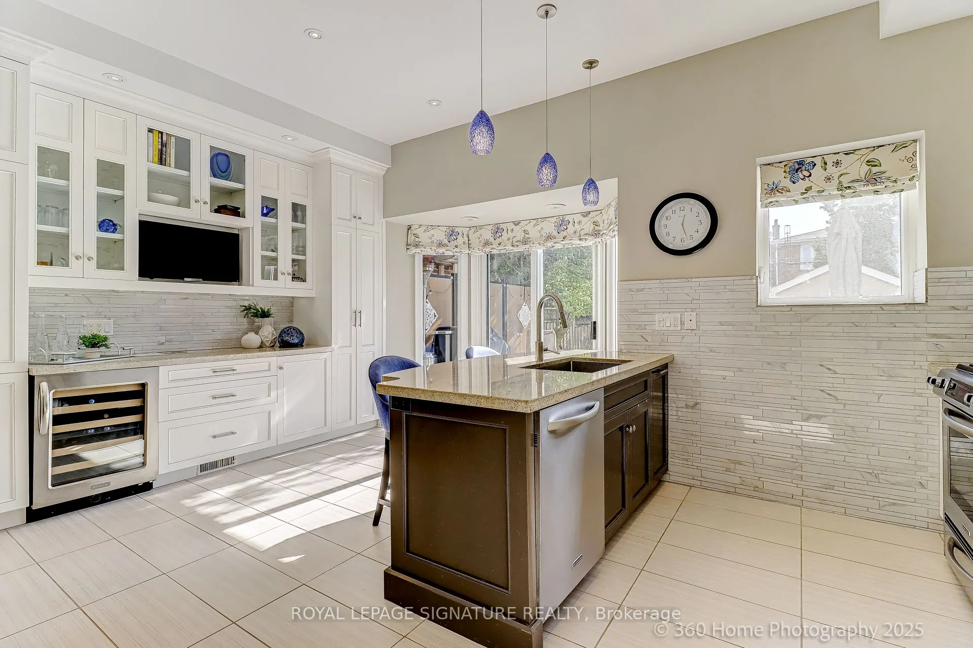 343 Cranbrooke Avenue