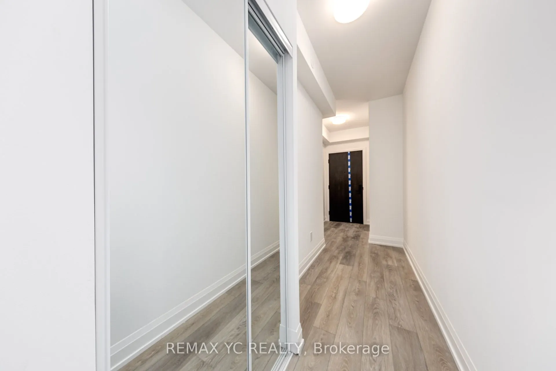 20 Soudan Avenue, #1502