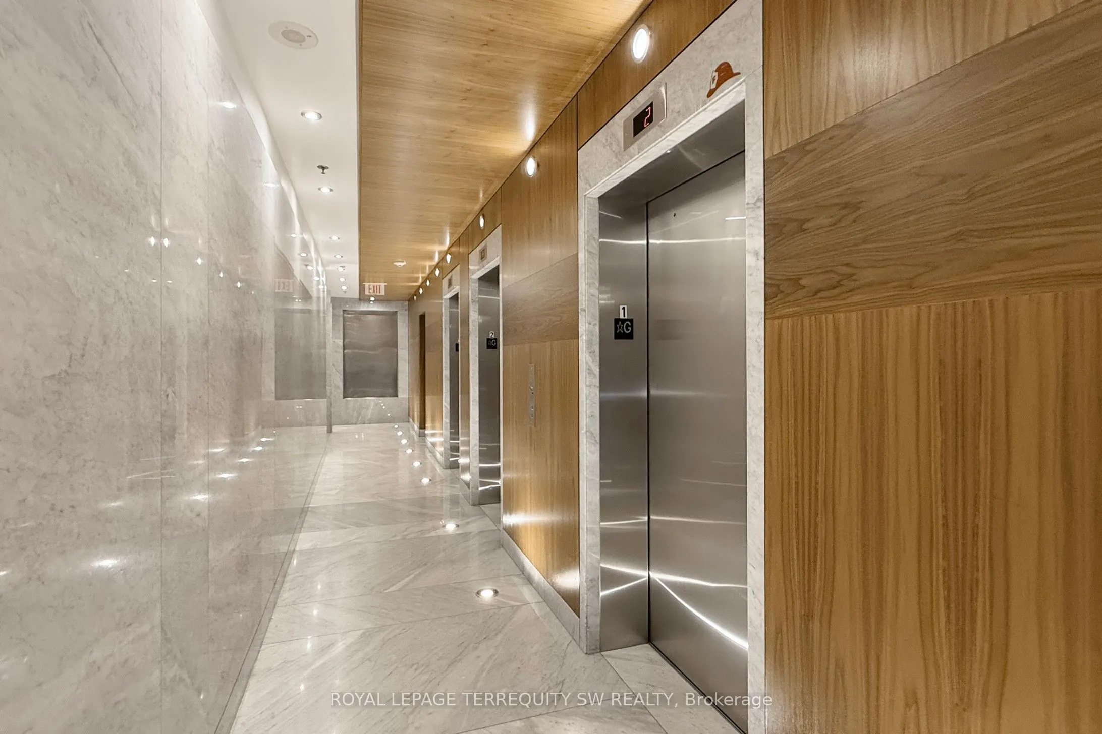 85 Bloor Street E, #1612