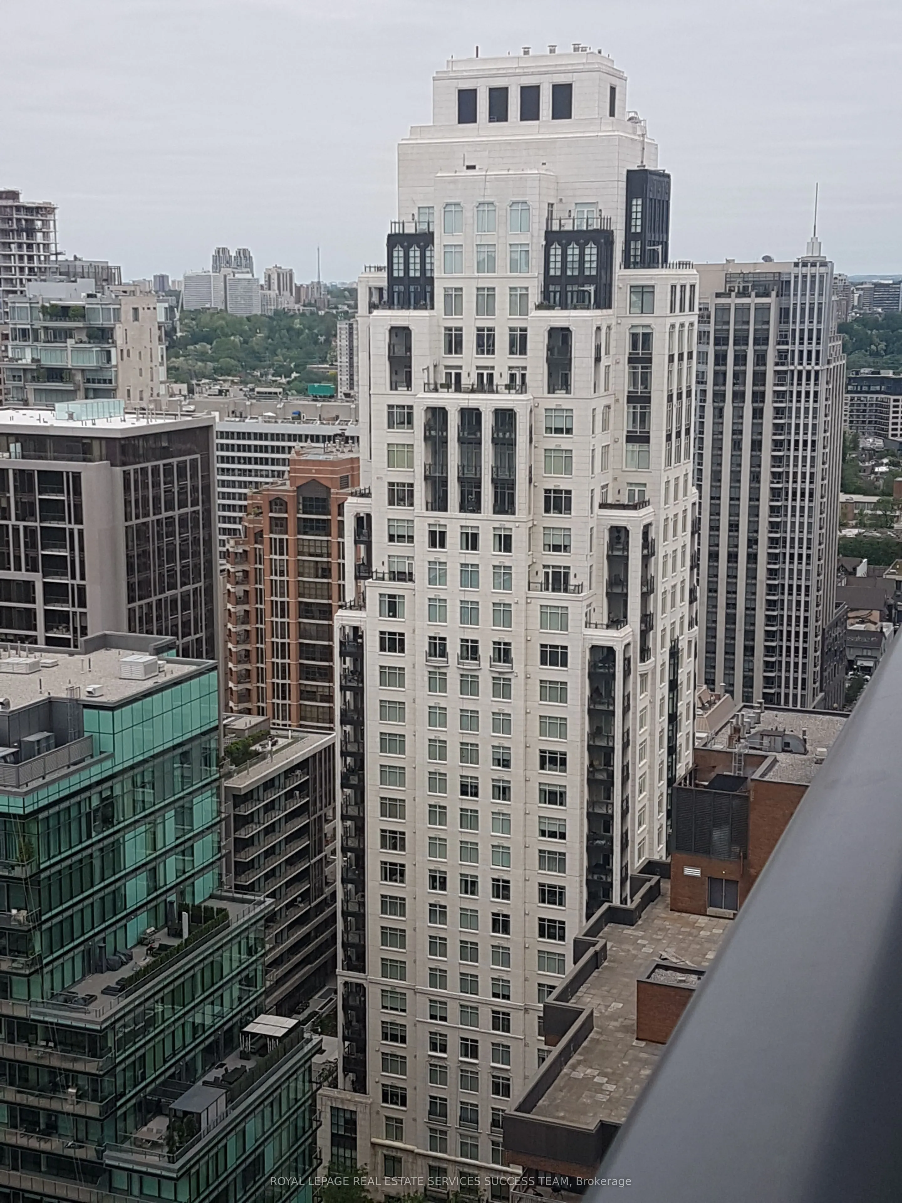 1080 Bay Street, #3206