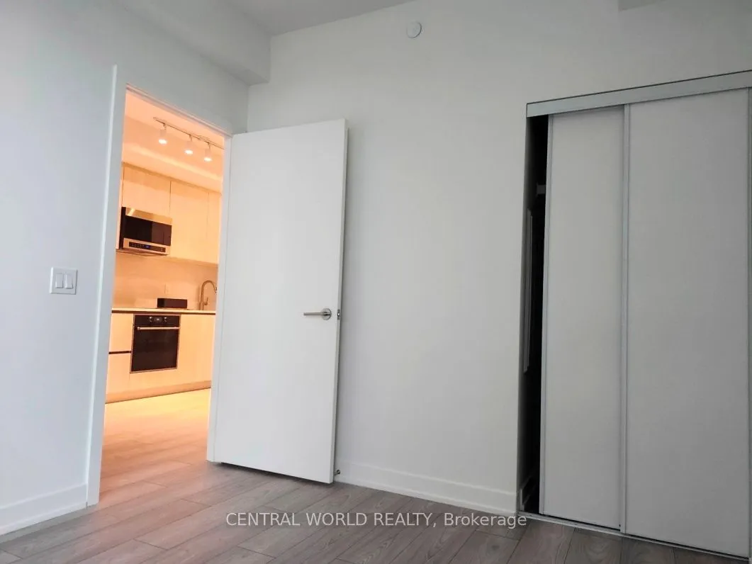 120 Broadway Avenue, #1306