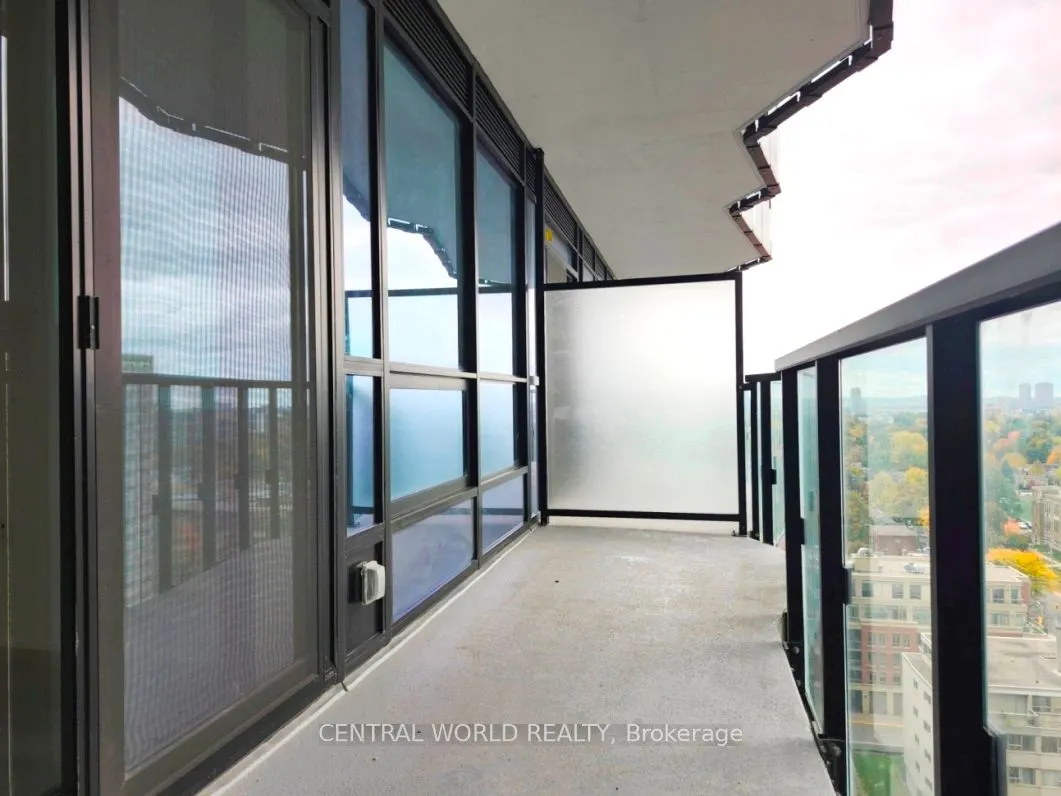 120 Broadway Avenue, #1306