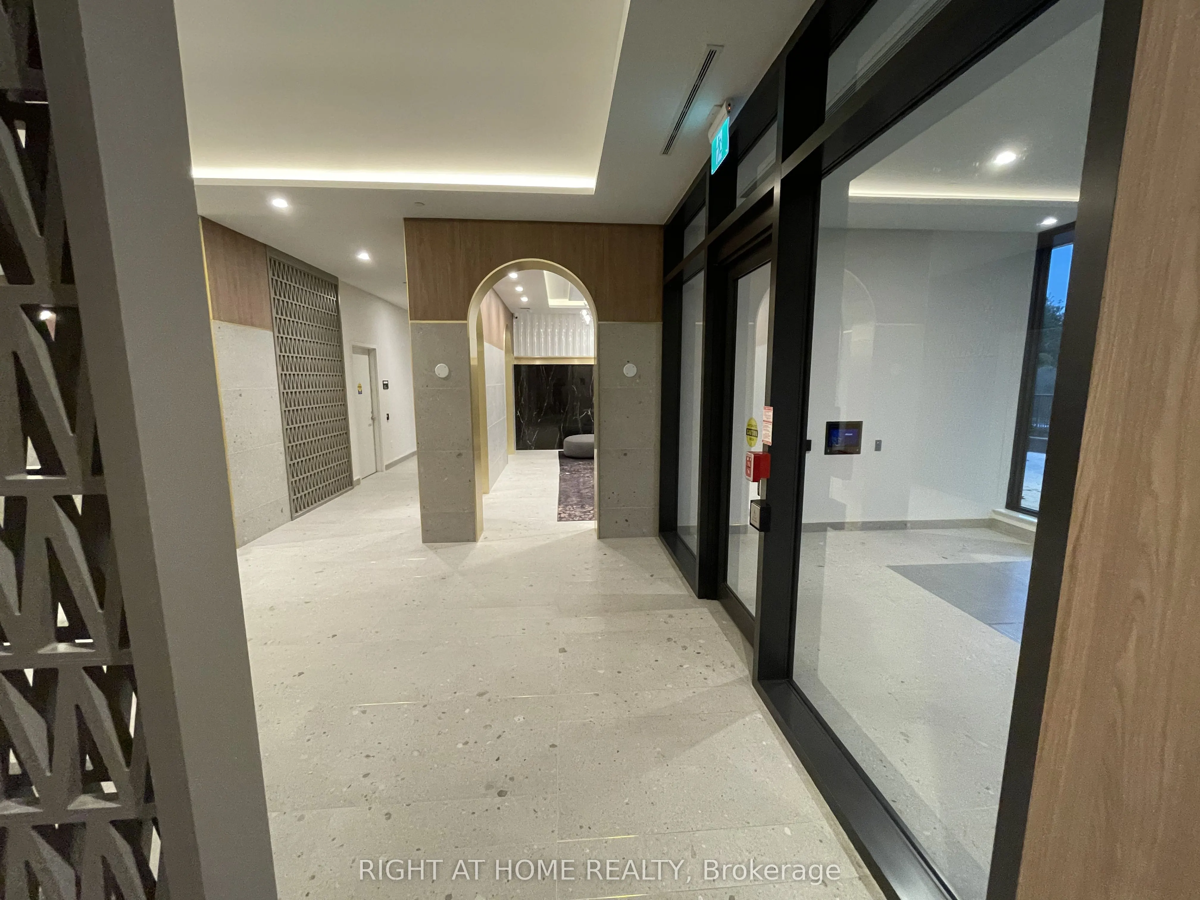 1 Kyle Lowry Road, #323