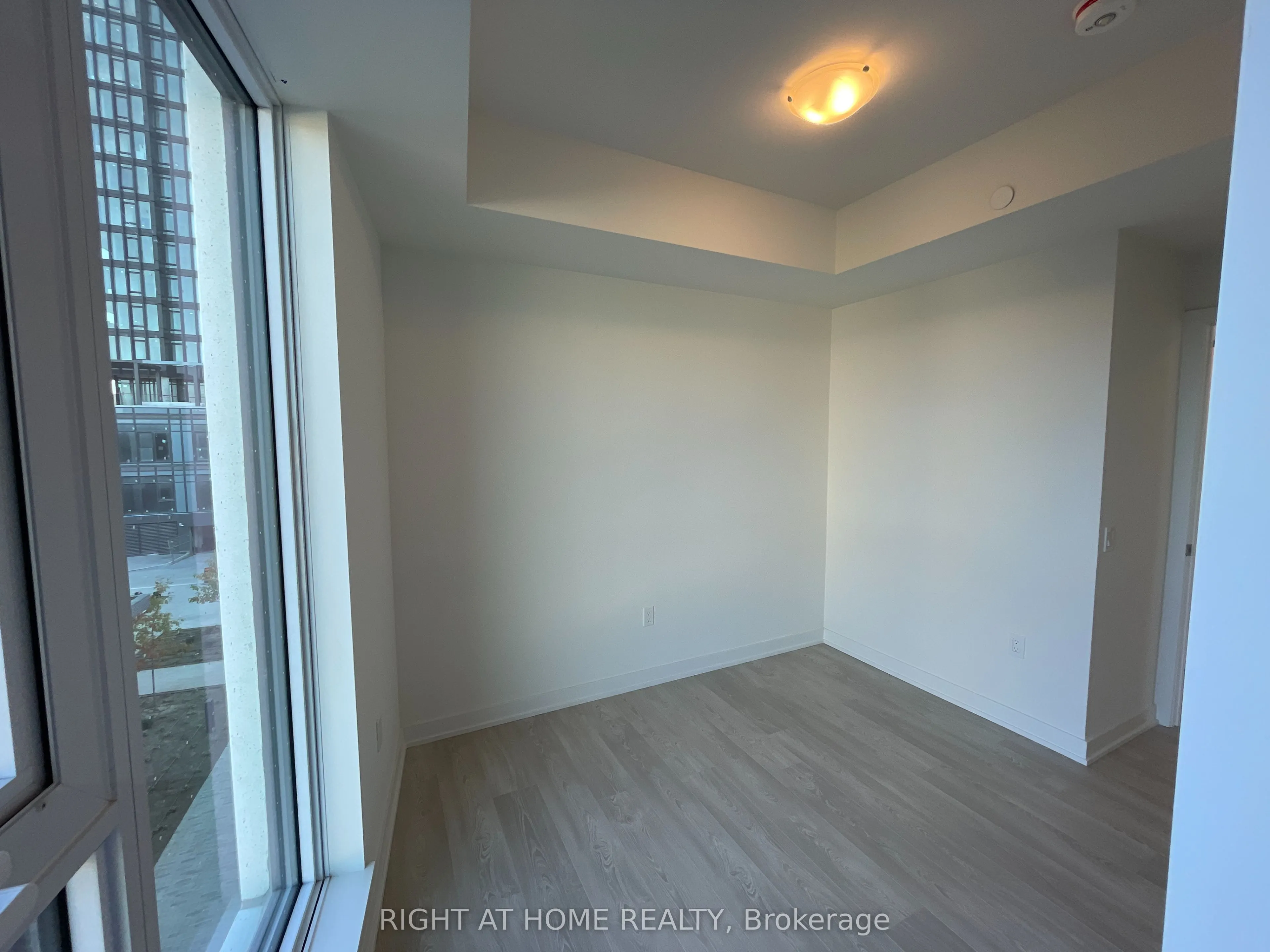 1 Kyle Lowry Road, #323