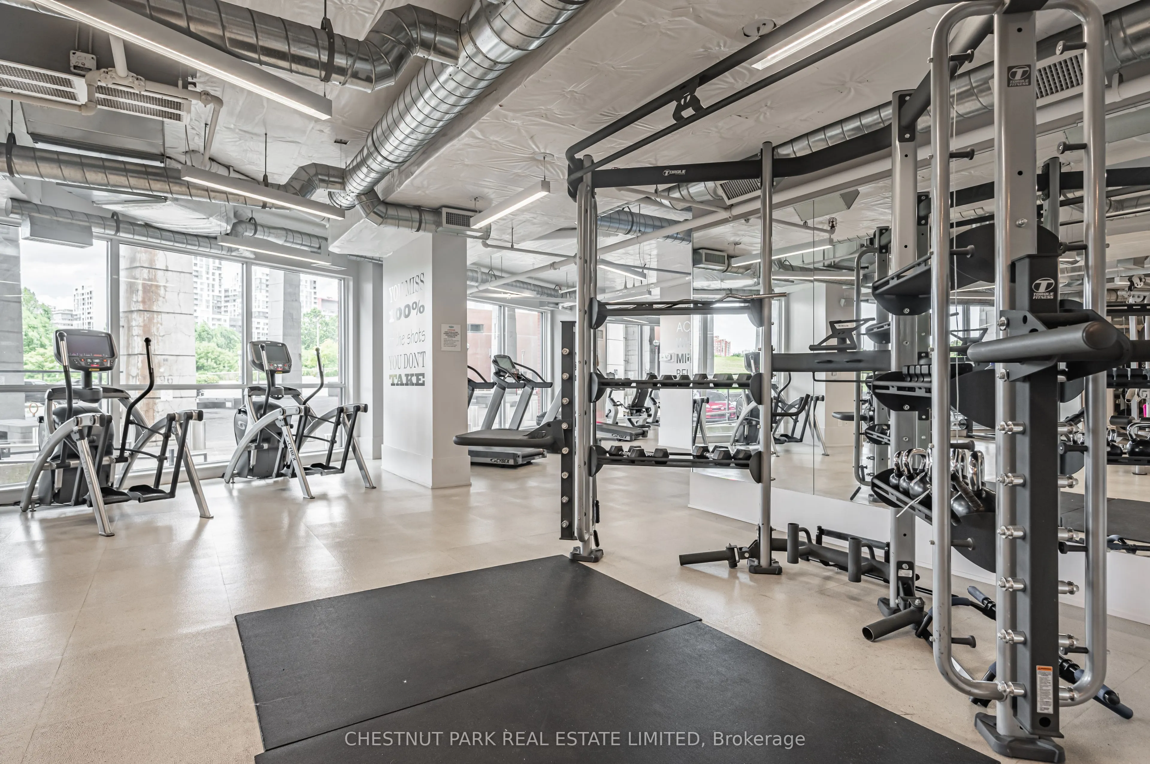 50 Bruyeres Mews, #515