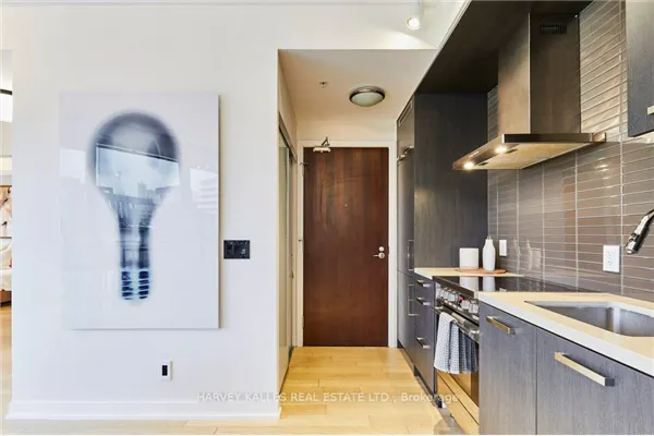 120 Bayview Avenue, #N204