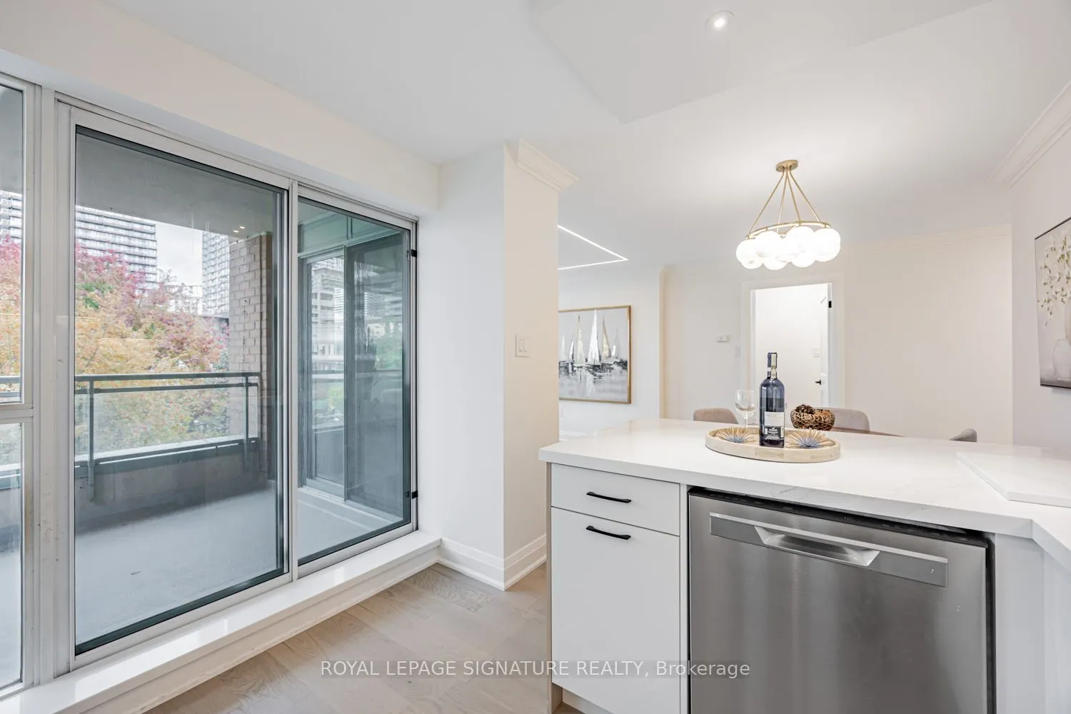 889 Bay Street, #404