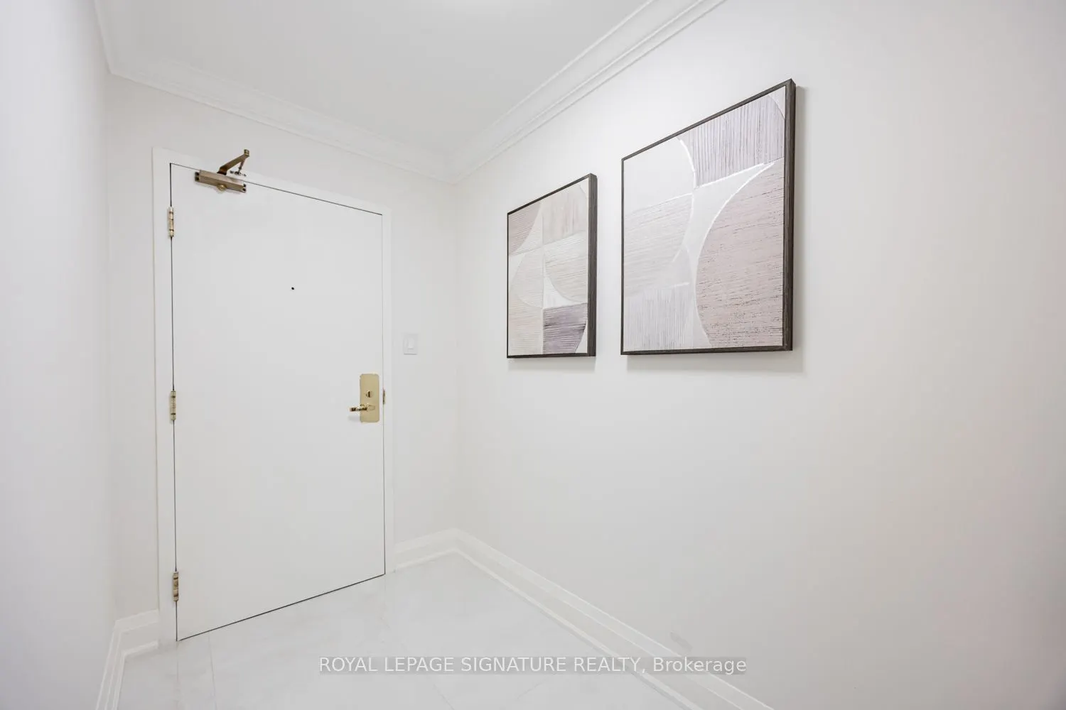 889 Bay Street, #404