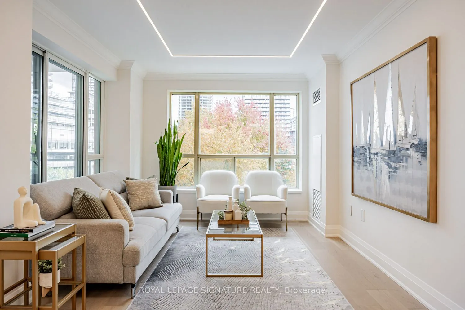 889 Bay Street, #404