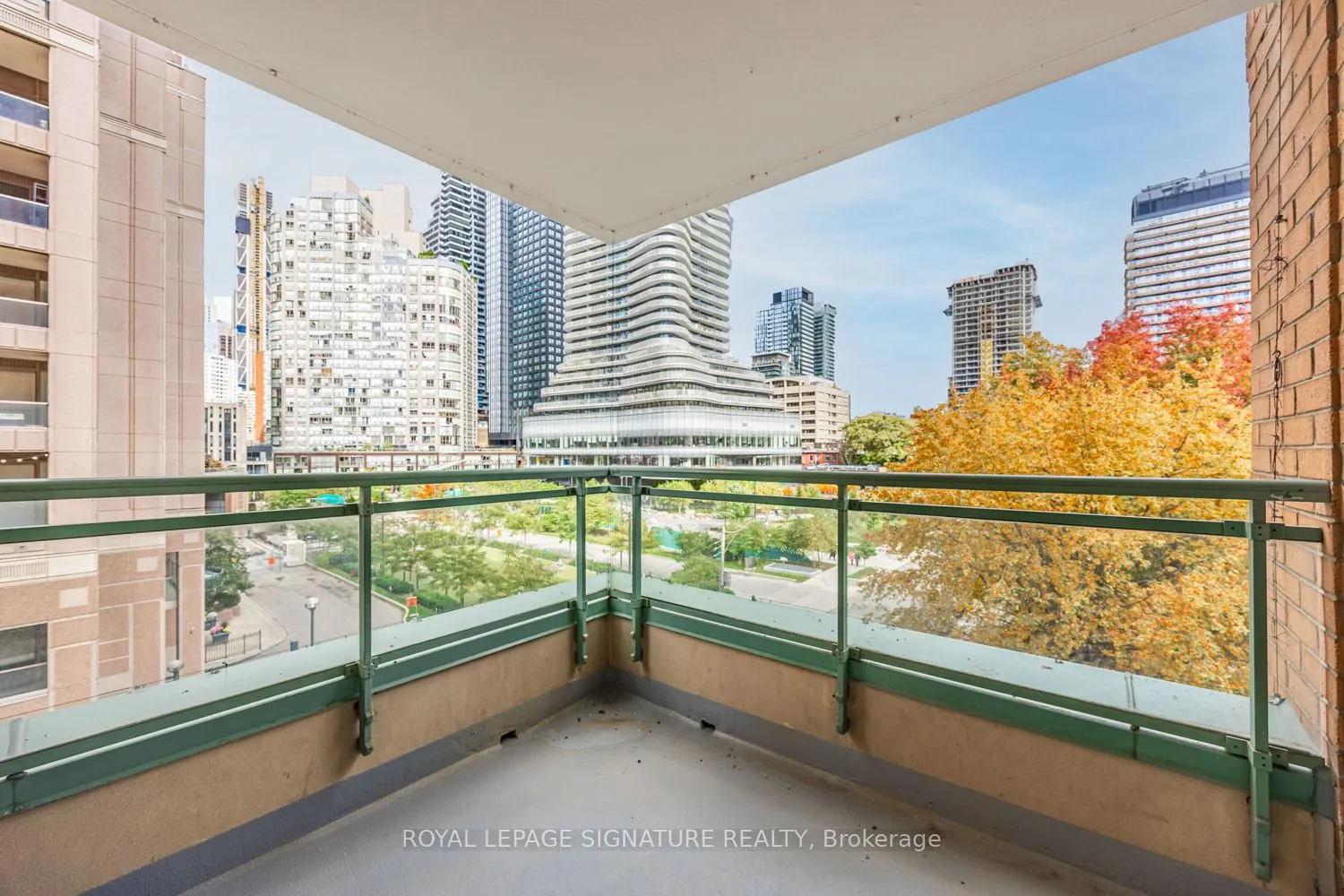 889 Bay Street, #404