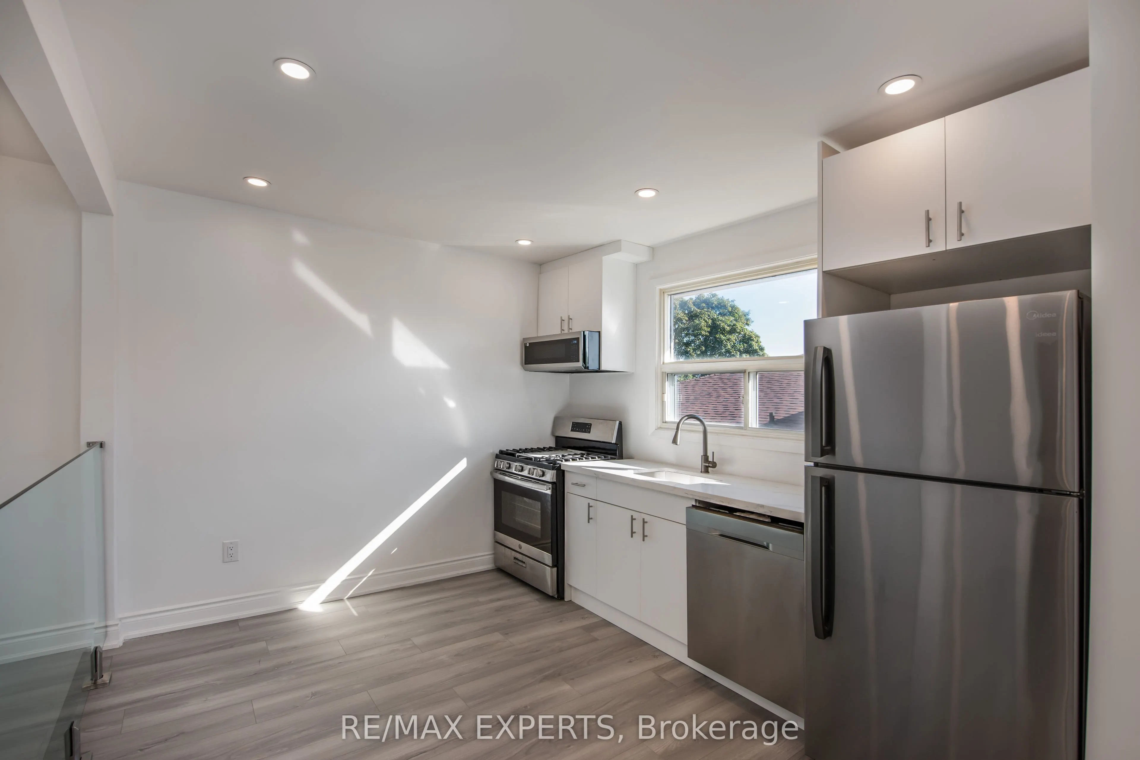 59 Bowhill Crescent, #3