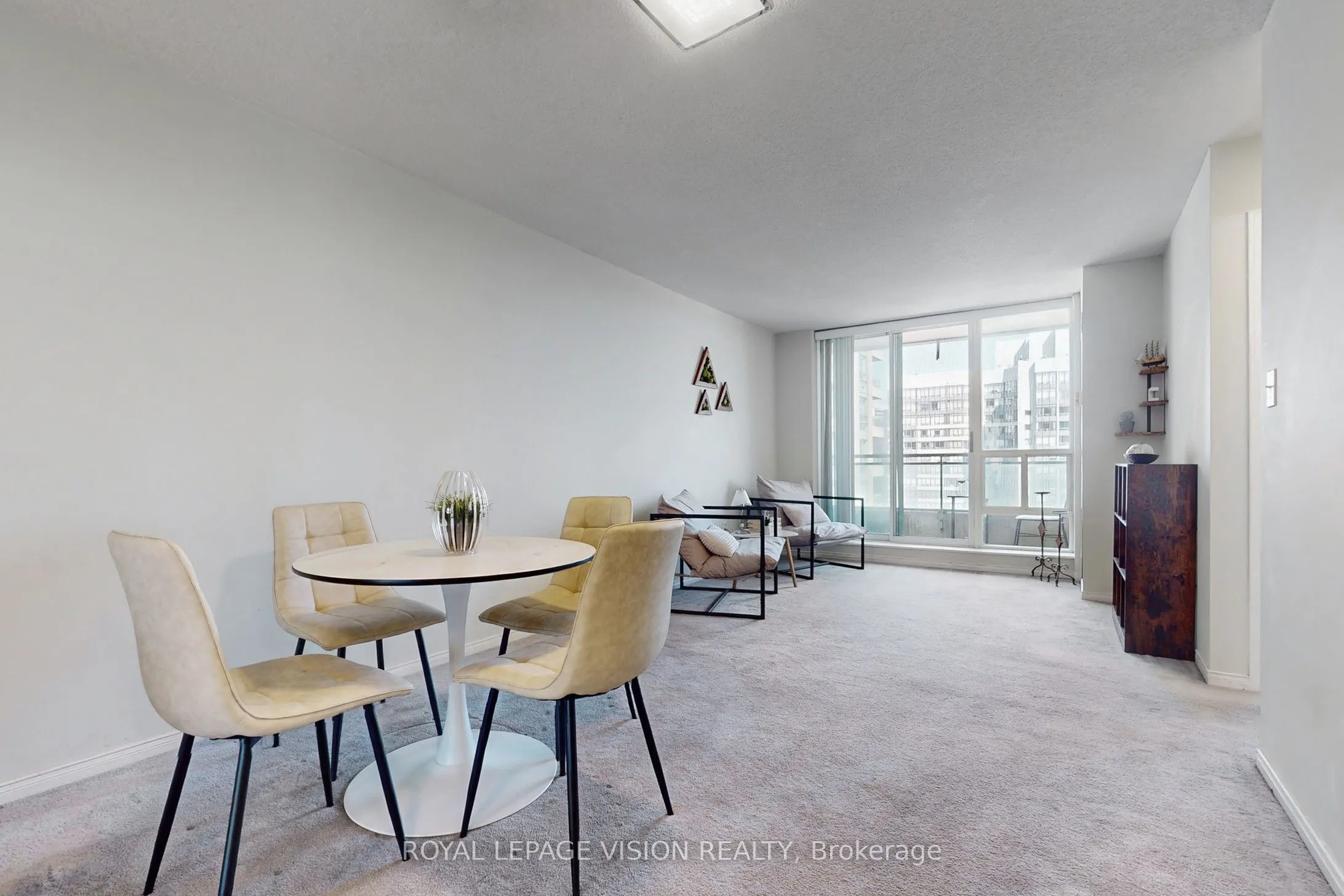 3 Pemberton Avenue, #1905