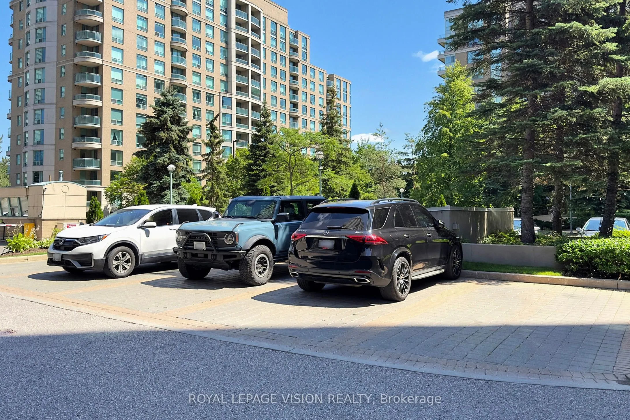 3 Pemberton Avenue, #1905