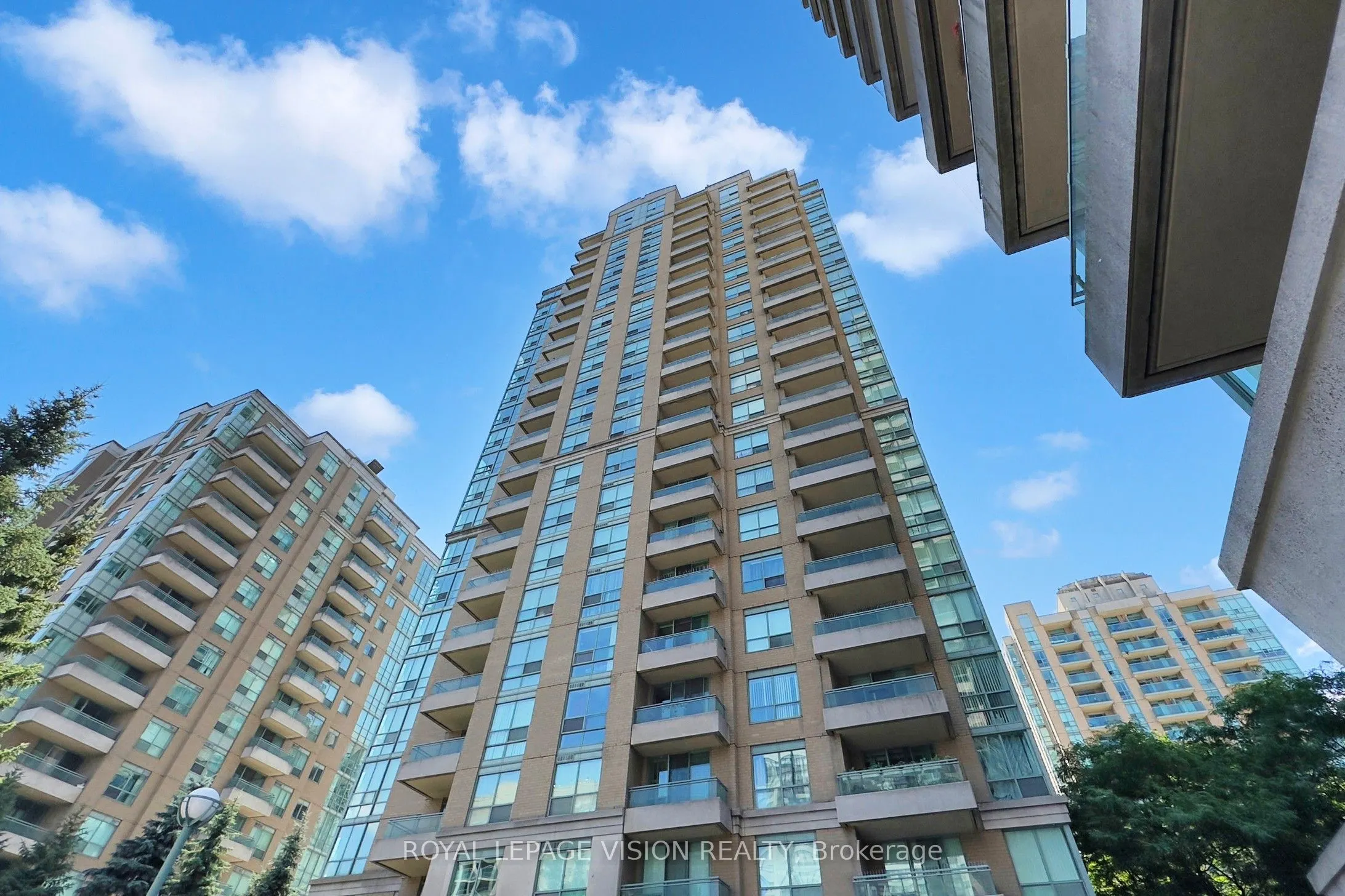 3 Pemberton Avenue, #1905