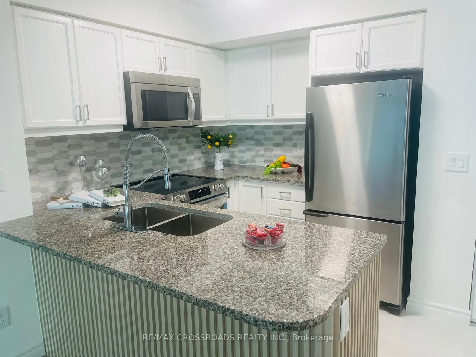 19 Grand Trunk Crescent, #3207