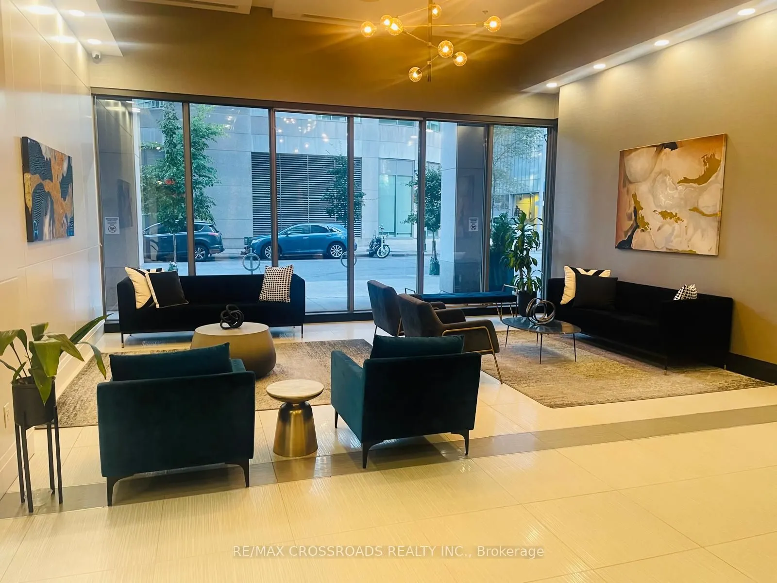 19 Grand Trunk Crescent, #3207