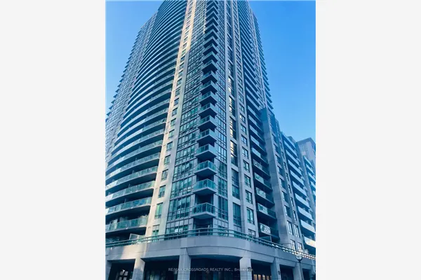 19 Grand Trunk Crescent, #3207