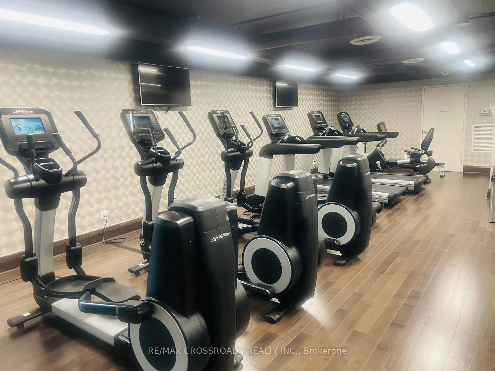 19 Grand Trunk Crescent, #3207