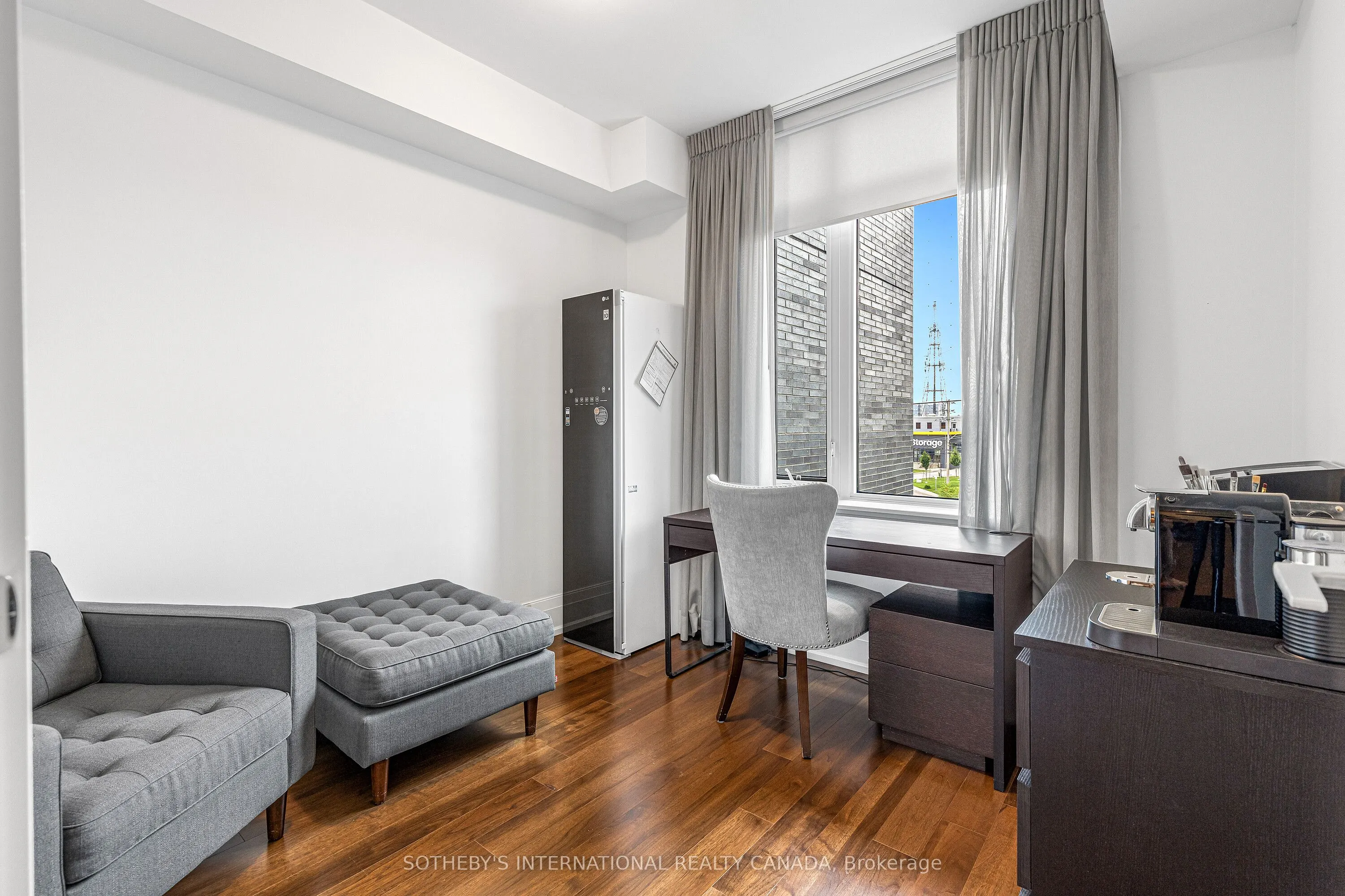 25 Malcolm Road, #TH-105