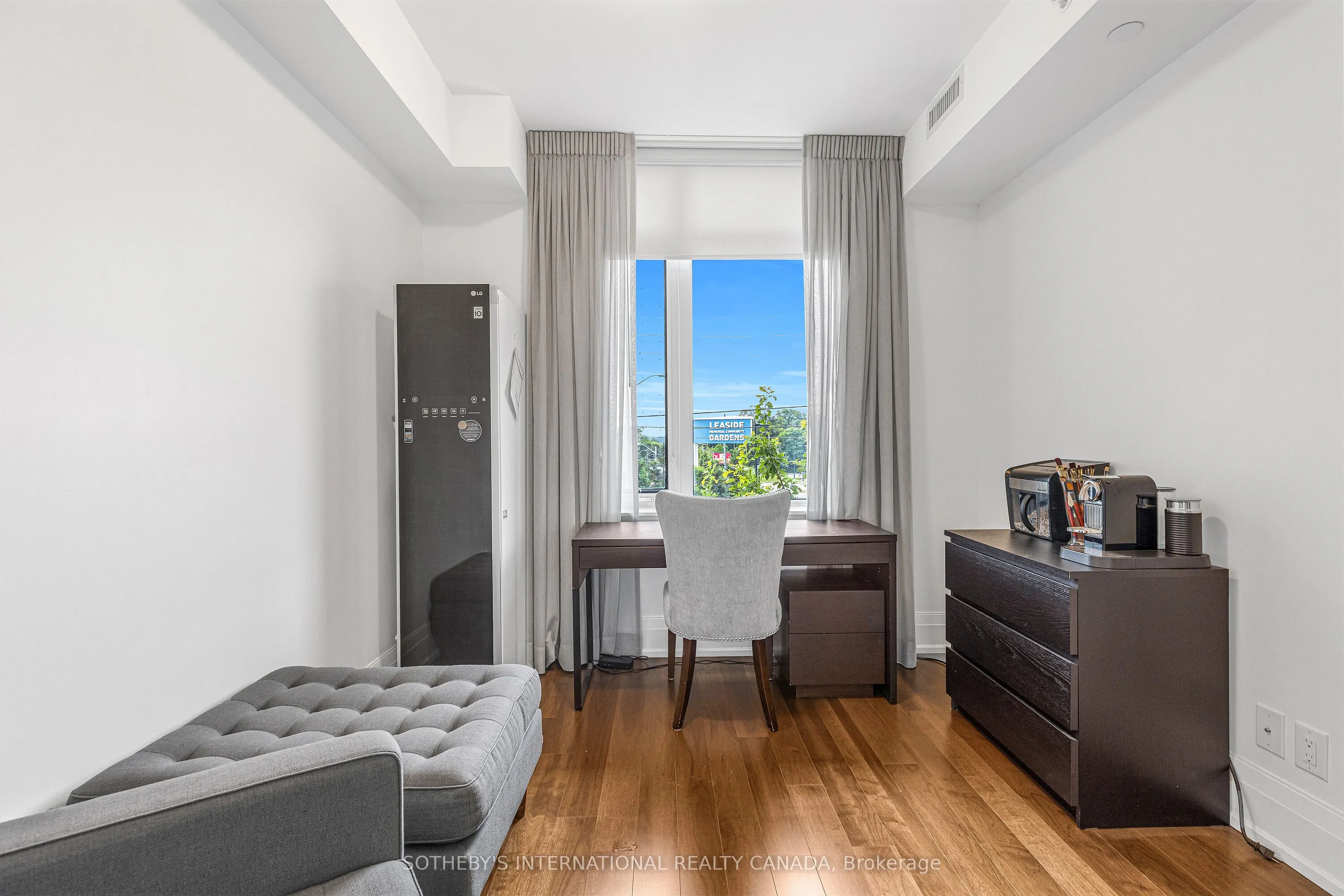 25 Malcolm Road, #TH-105