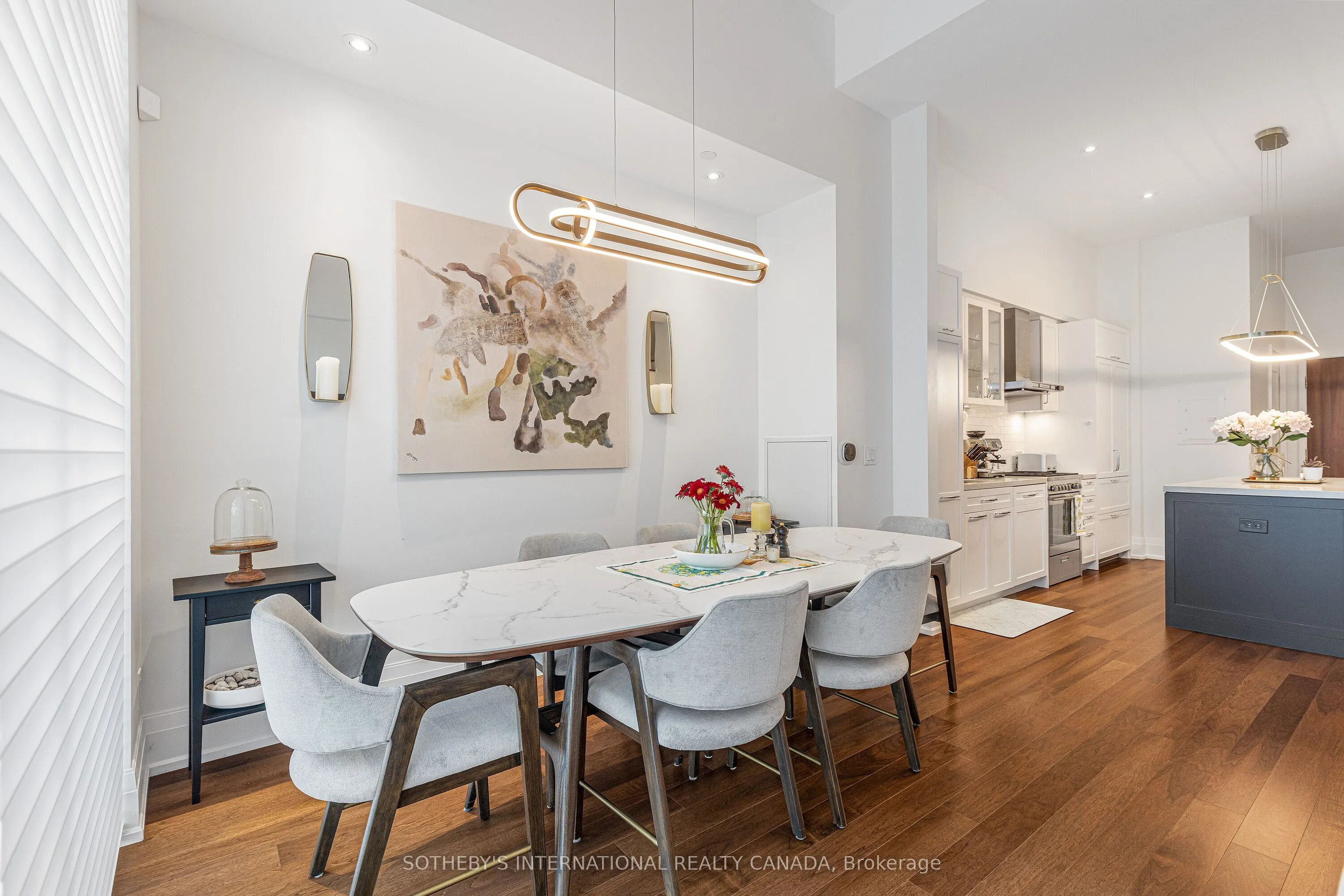 25 Malcolm Road, #TH-105